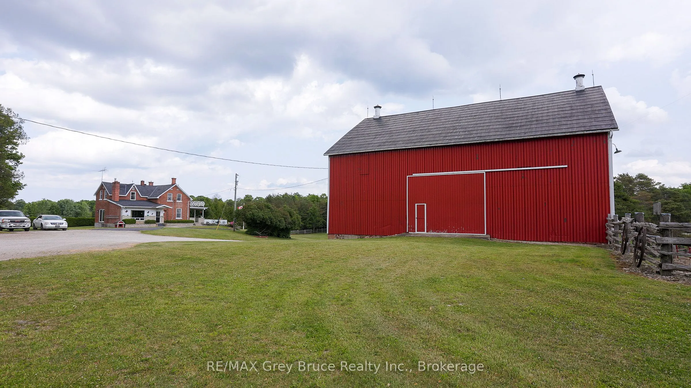 319144 Grey Road 1