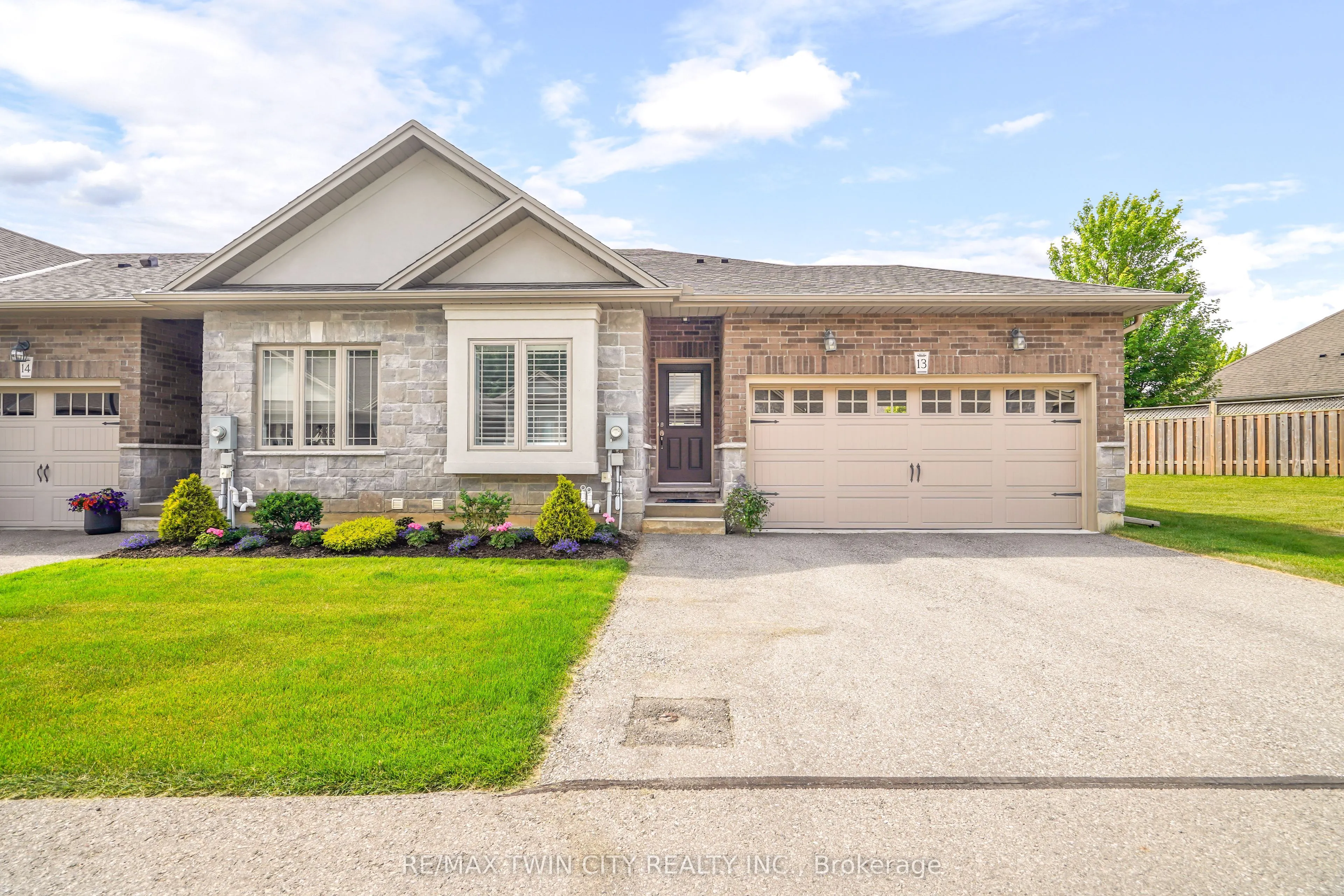 194 Donly Drive S, #13