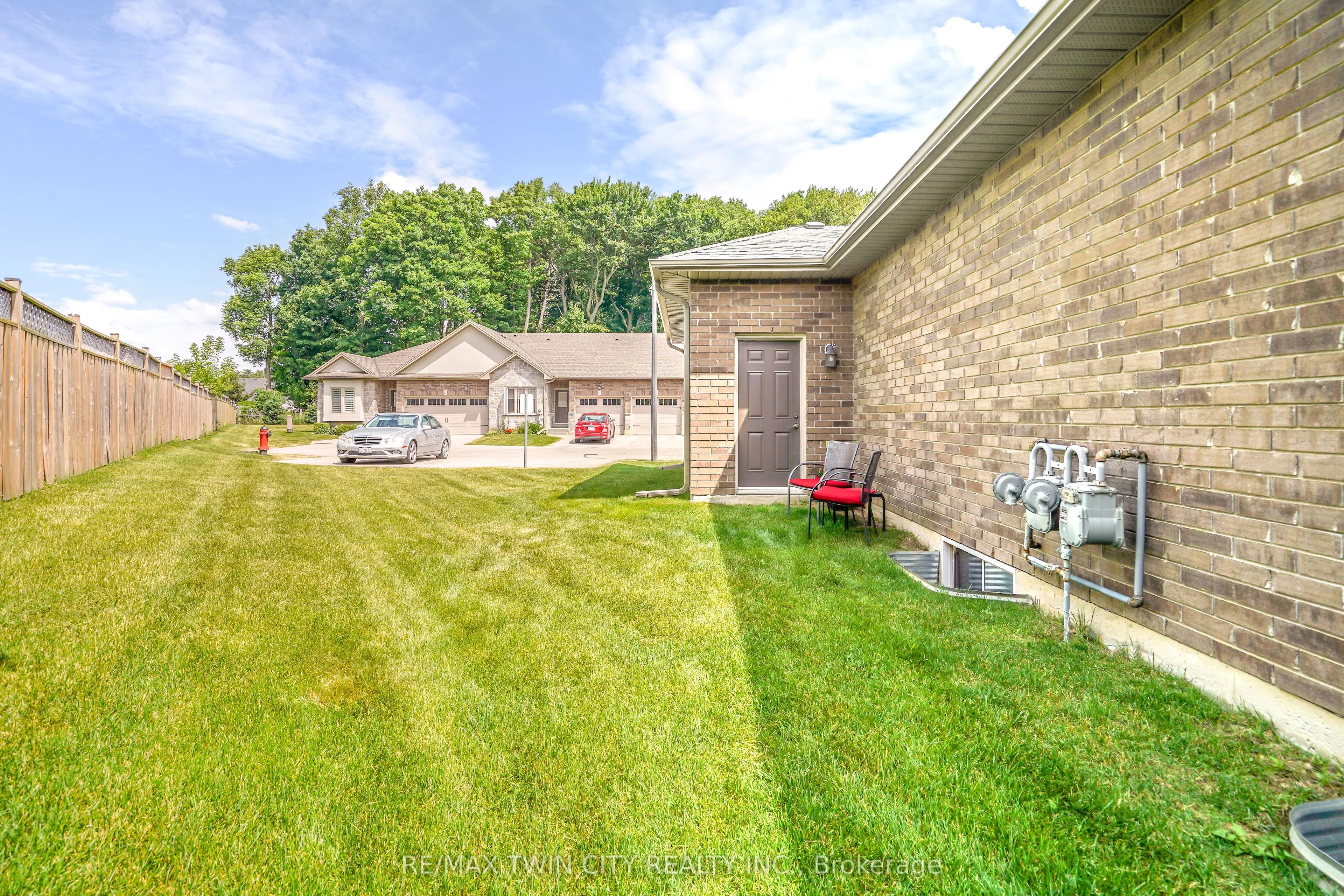 194 Donly Drive S, #13