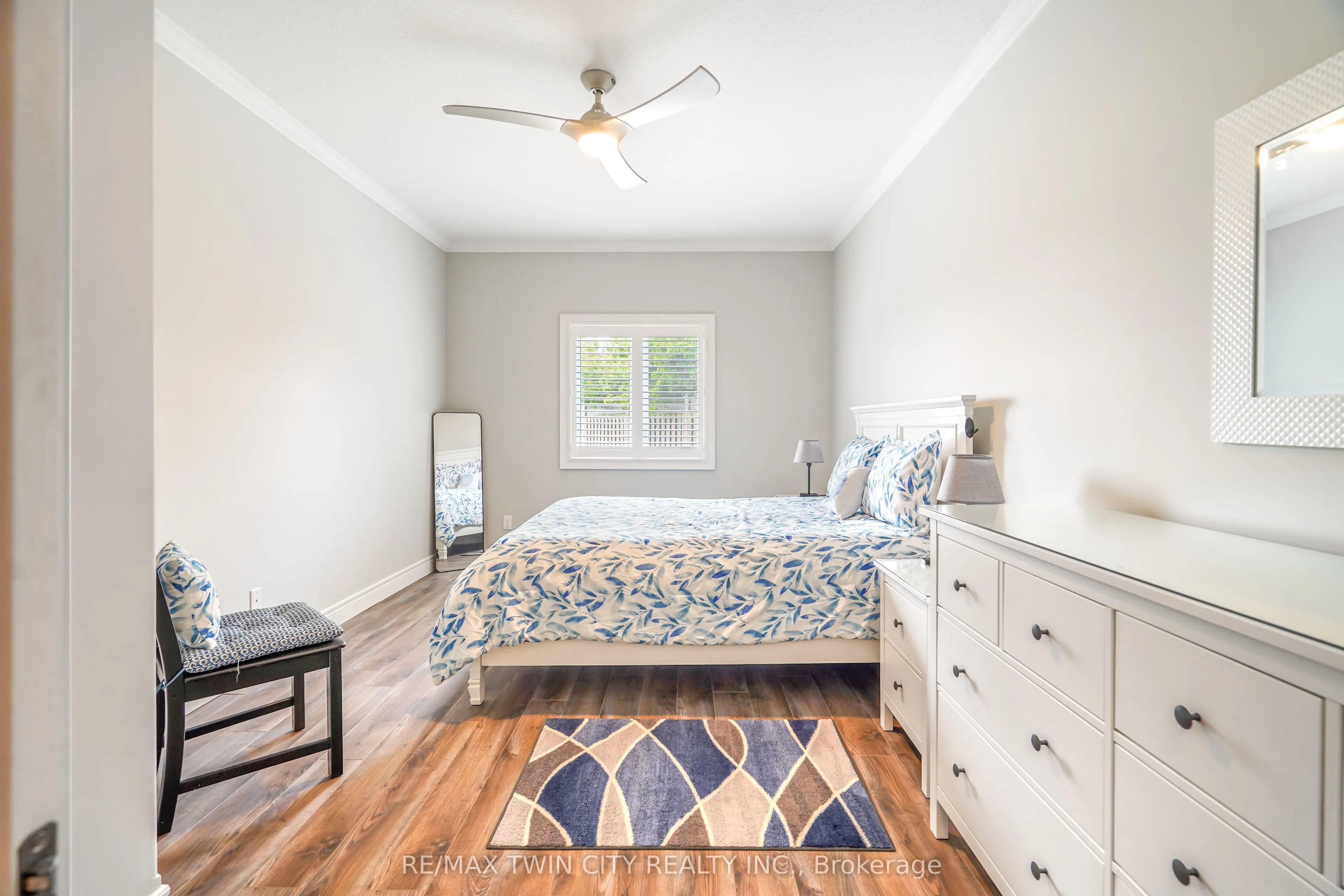 194 Donly Drive S, #13