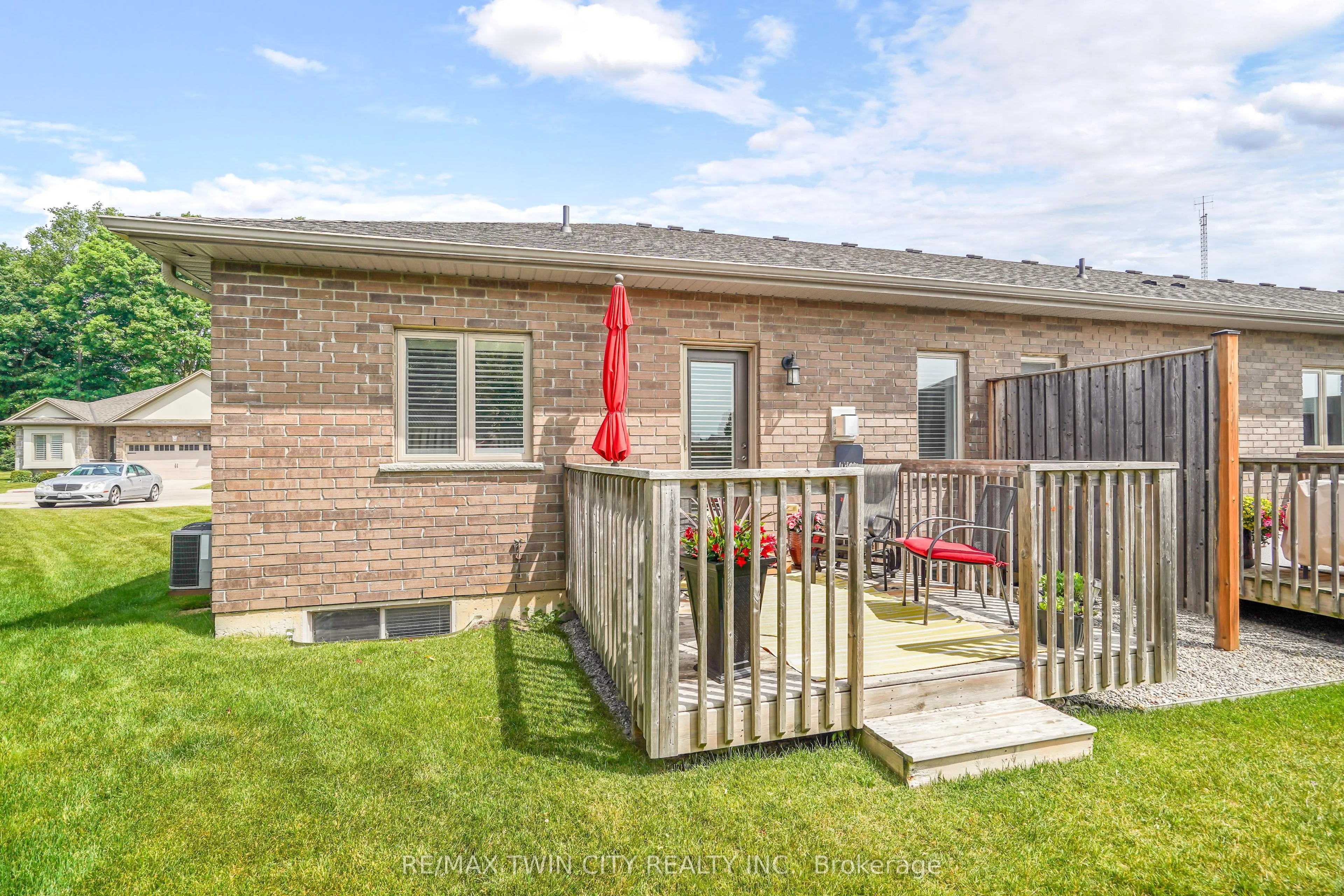 194 Donly Drive S, #13