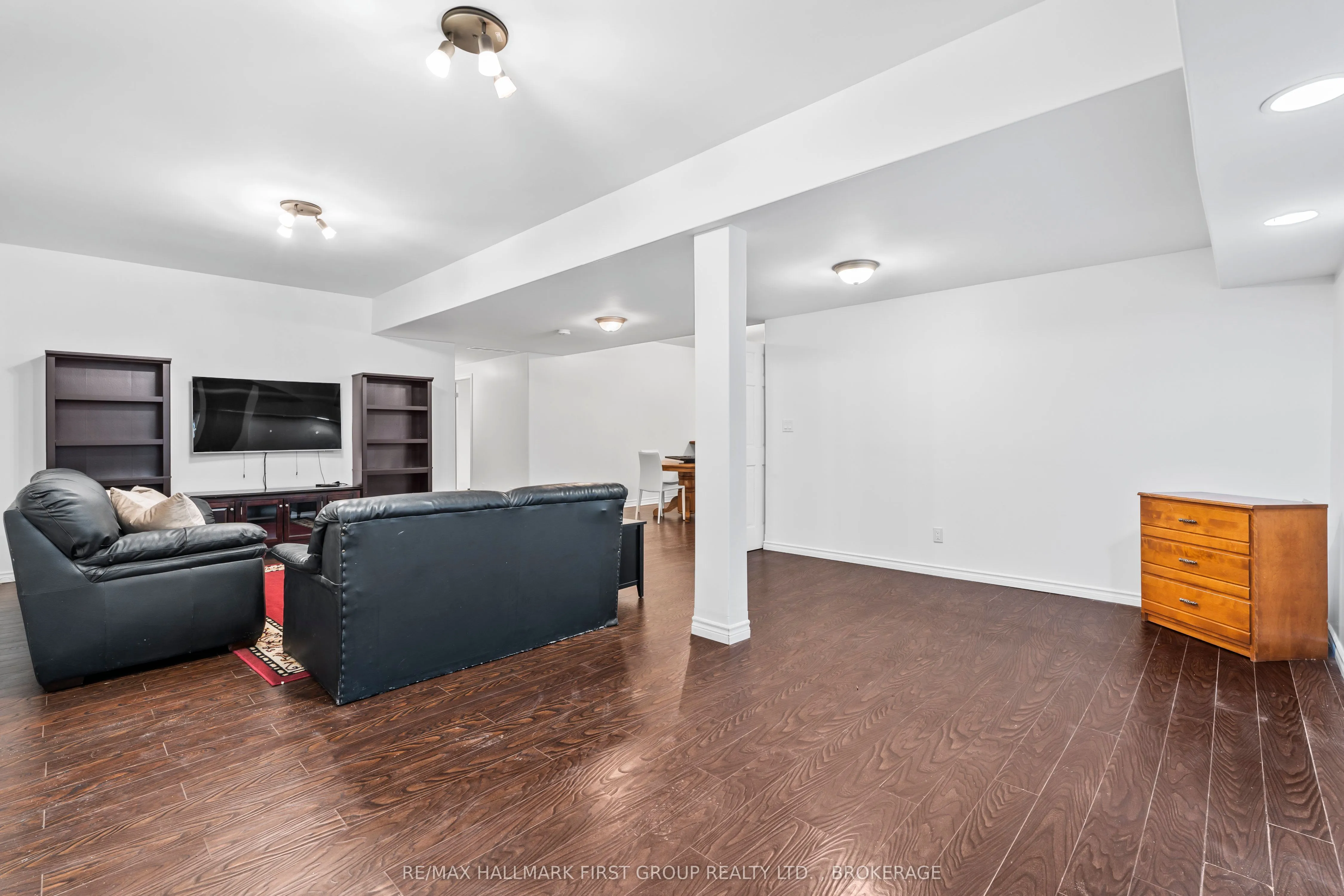 1461 ENGLISH Way