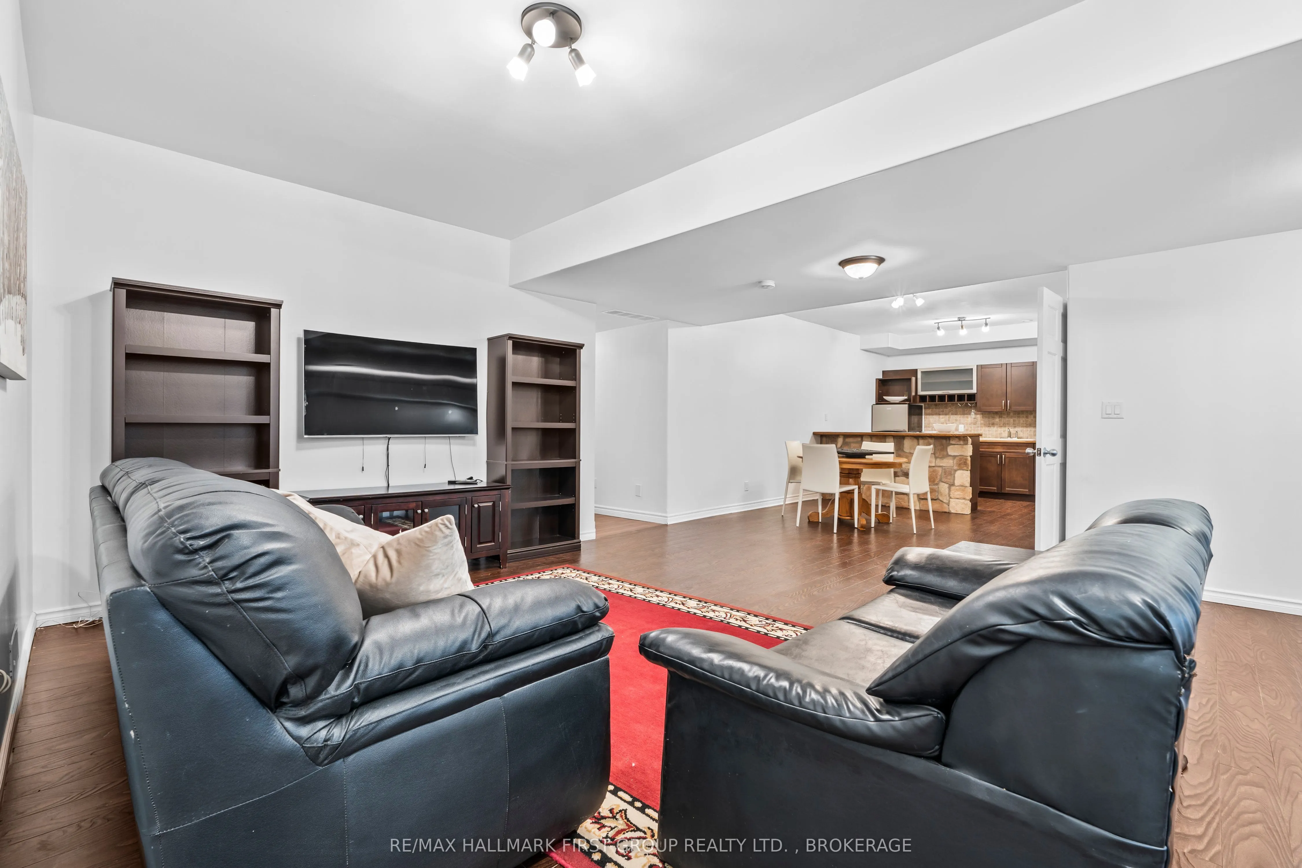 1461 ENGLISH Way