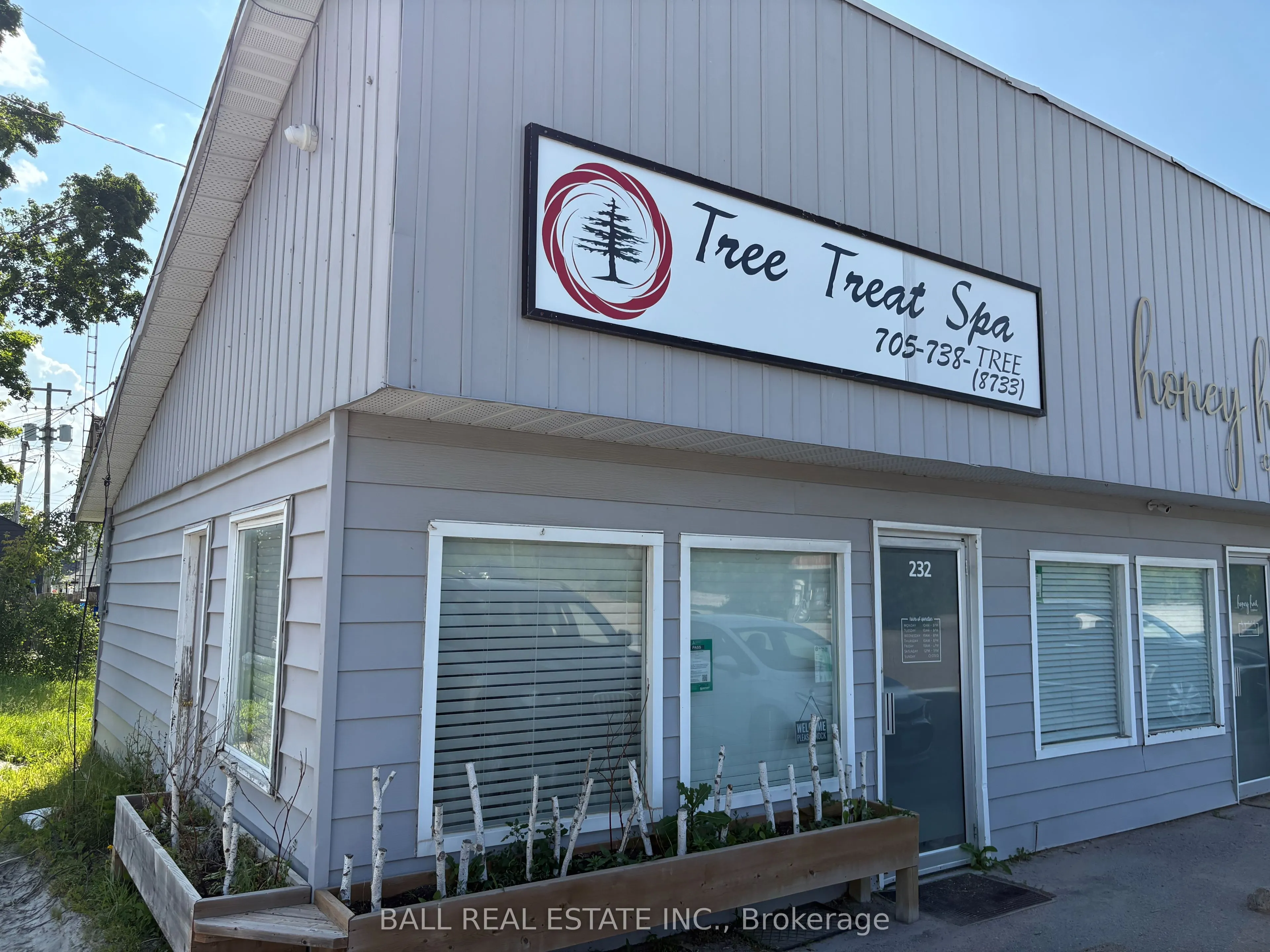 232 Main Street, #3