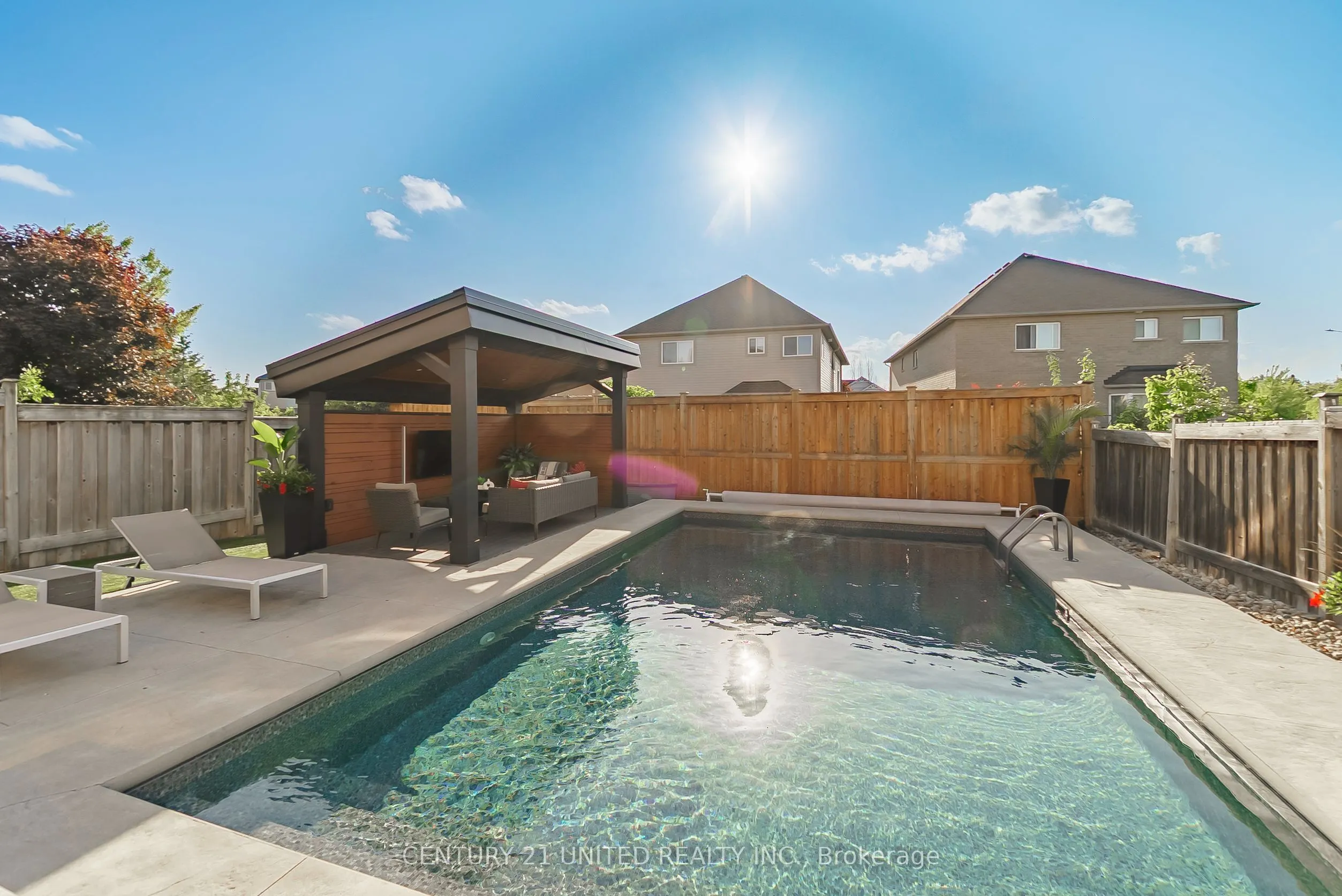 1453 Mcauliffe Lane