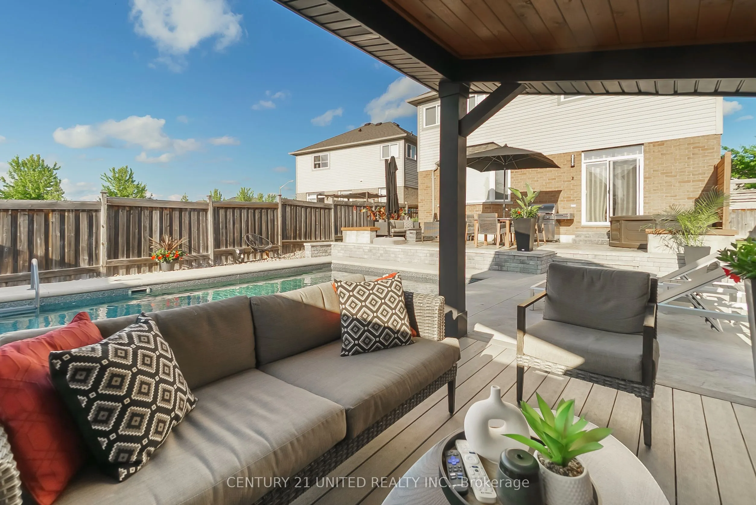 1453 Mcauliffe Lane