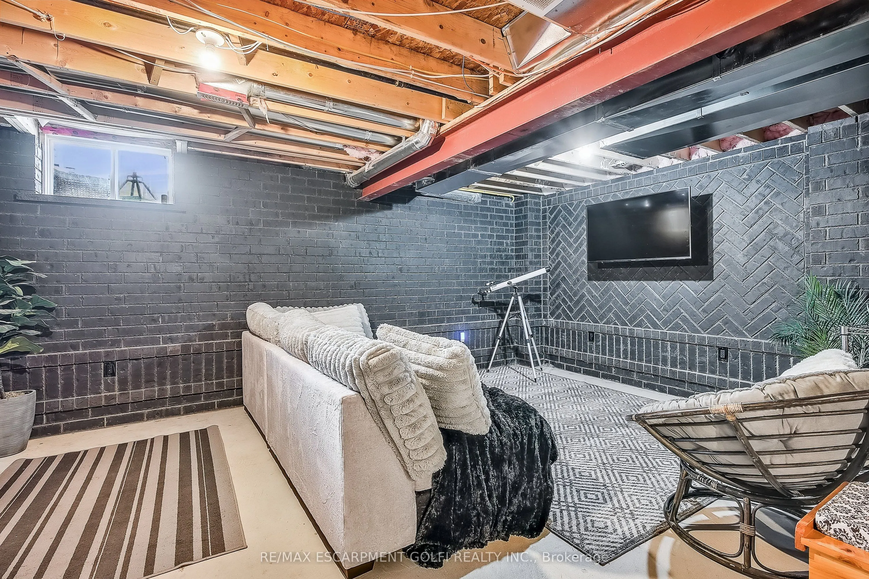 100 Chester Drive #16