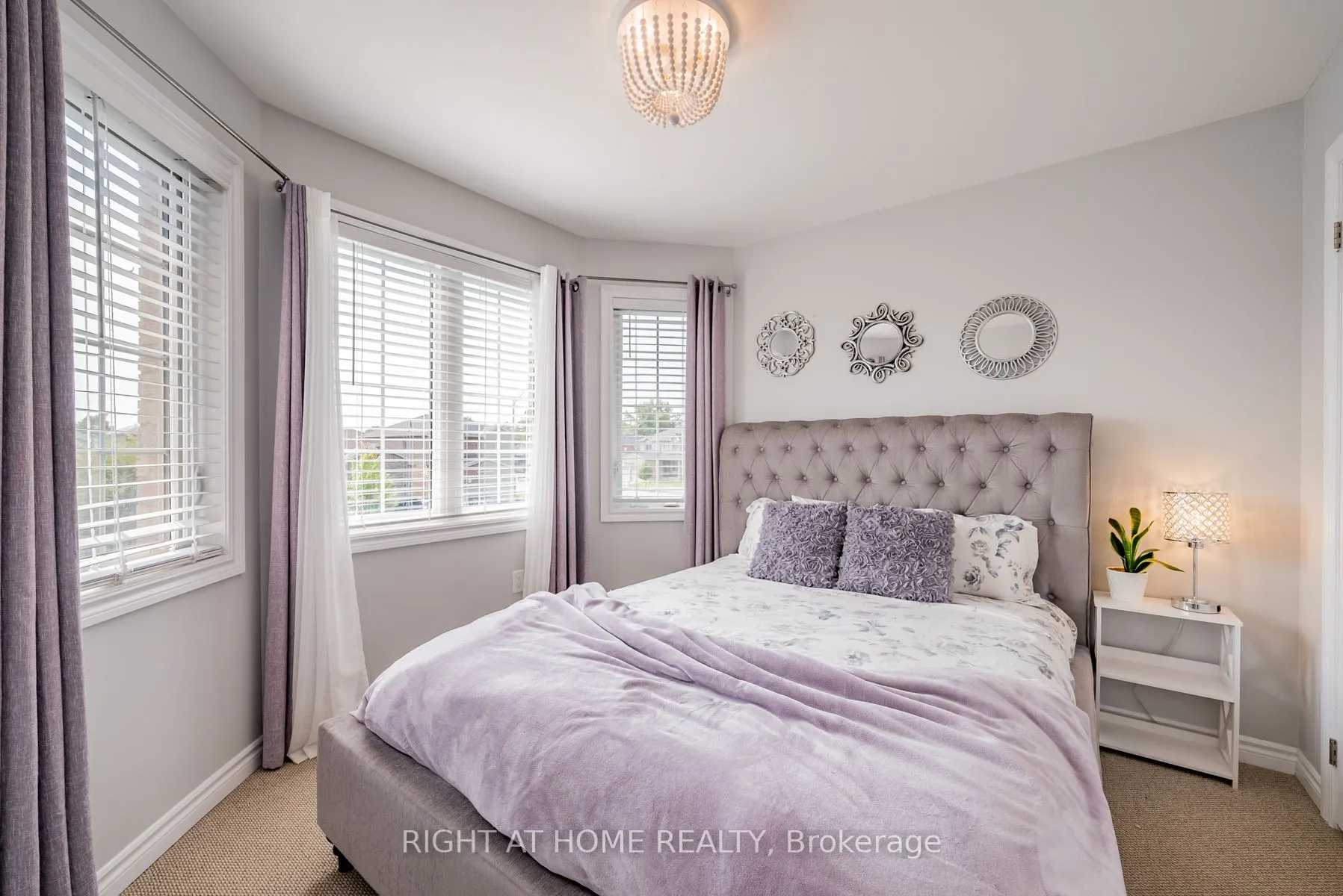 38 Claxton Crescent