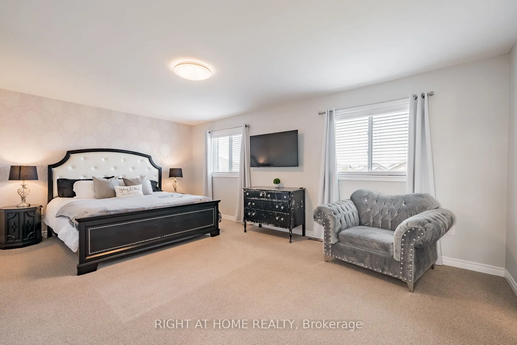 38 Claxton Crescent