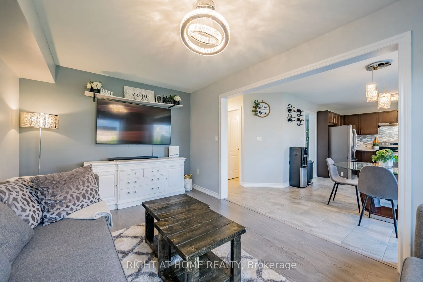 38 Claxton Crescent