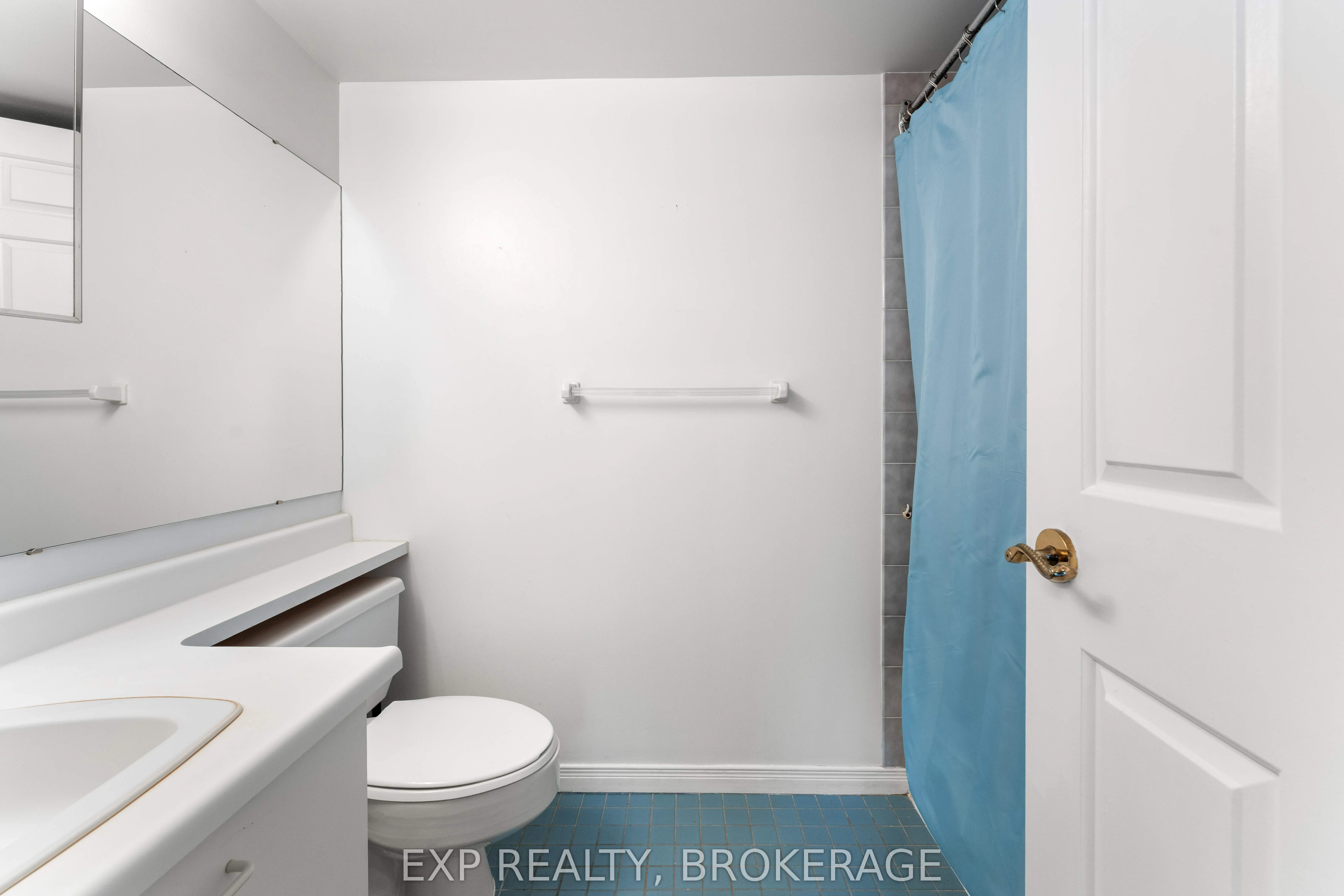 257 Bath Road #401