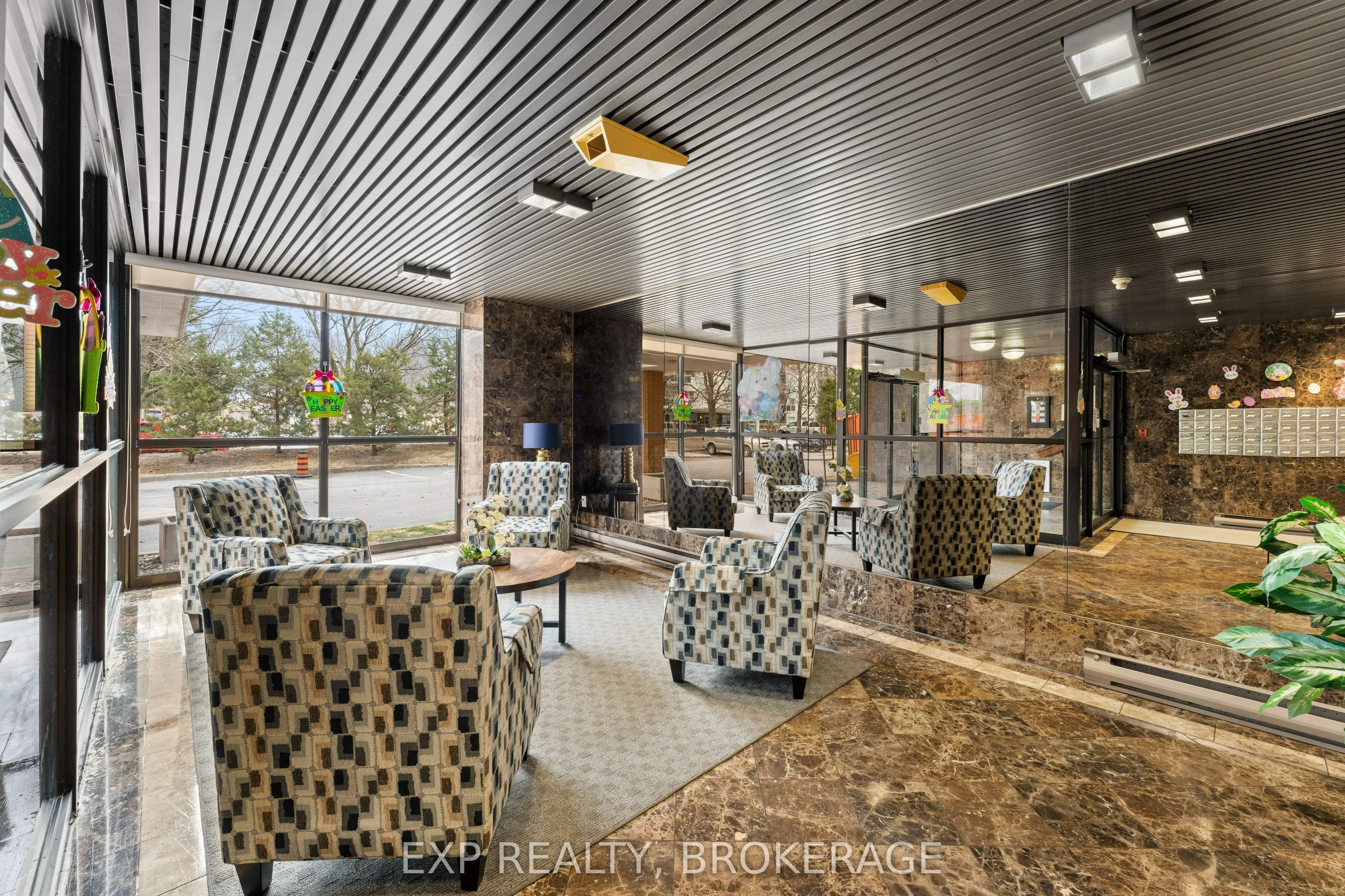 257 Bath Road #401