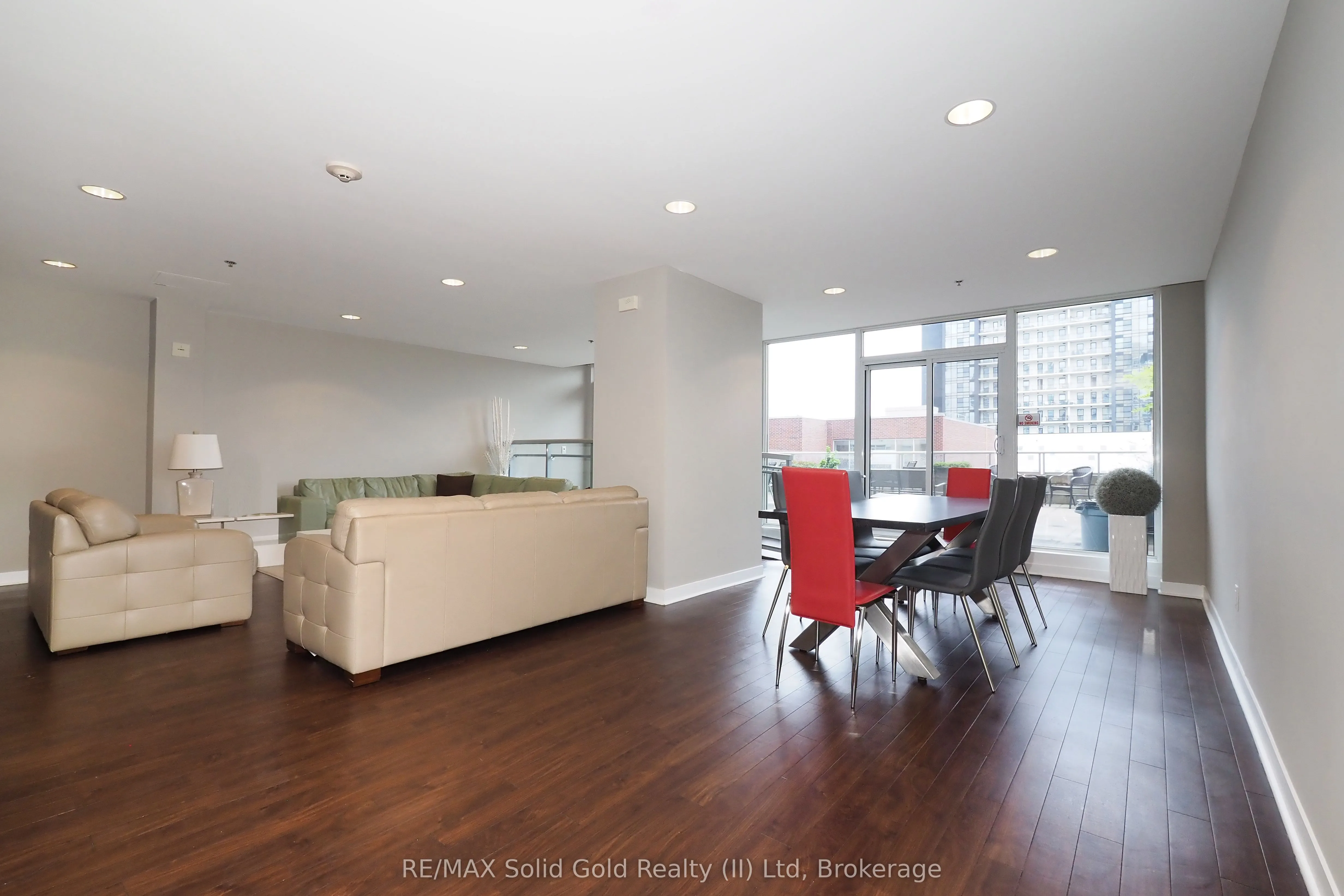 191 King Street S, #308