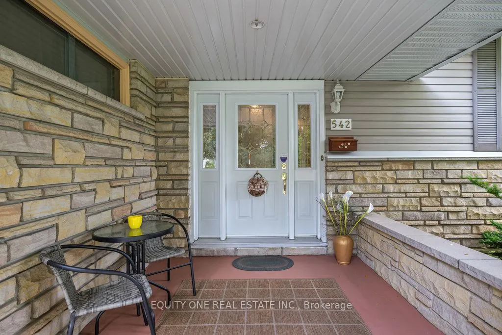 542 Sirois Avenue