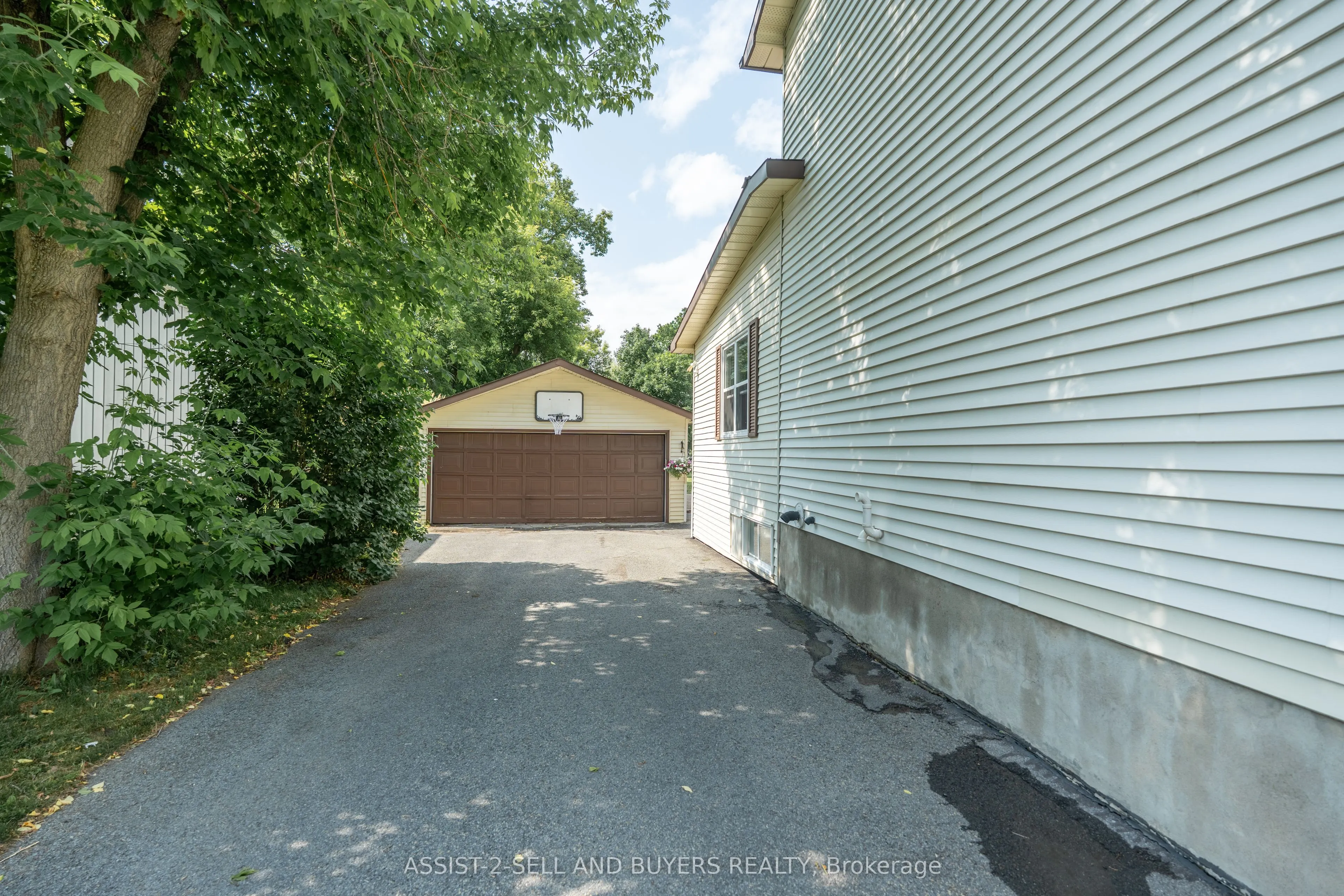 17407 County Rd 18 Road