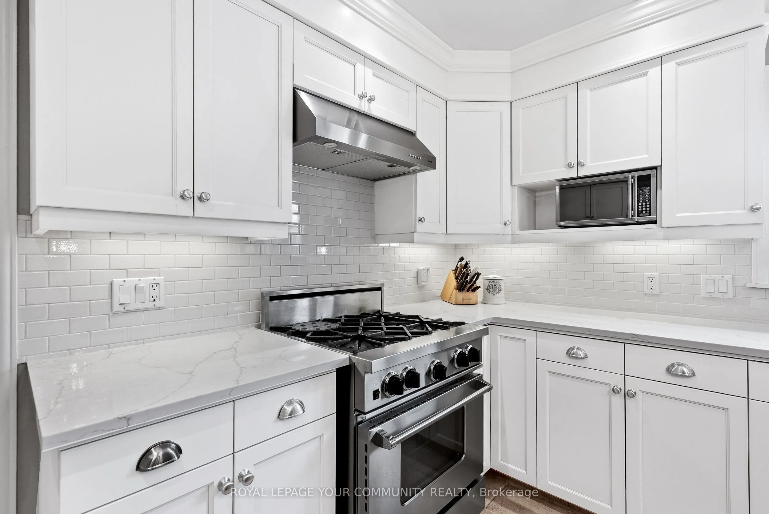 8454 Danforth Road W
