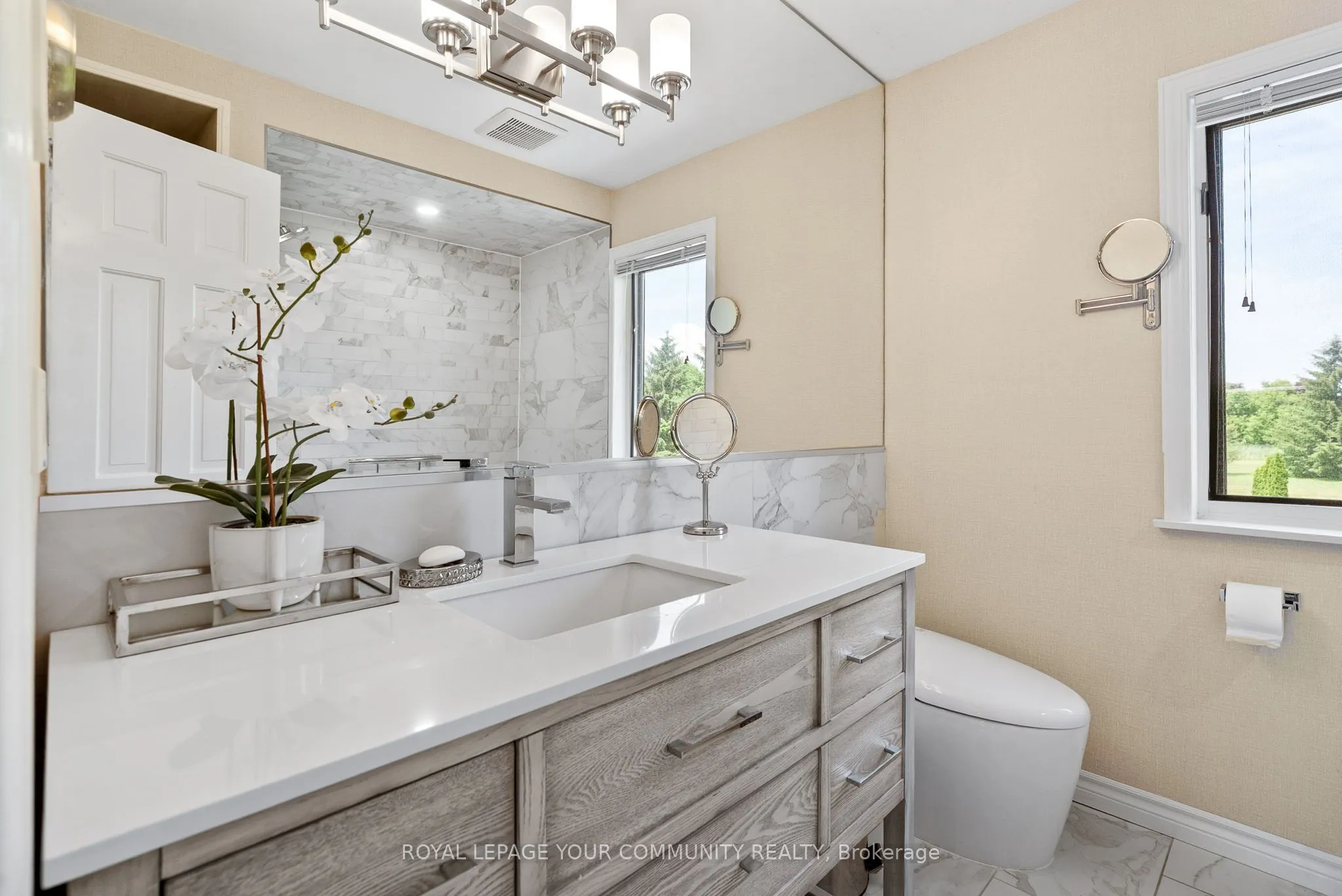 8454 Danforth Road W