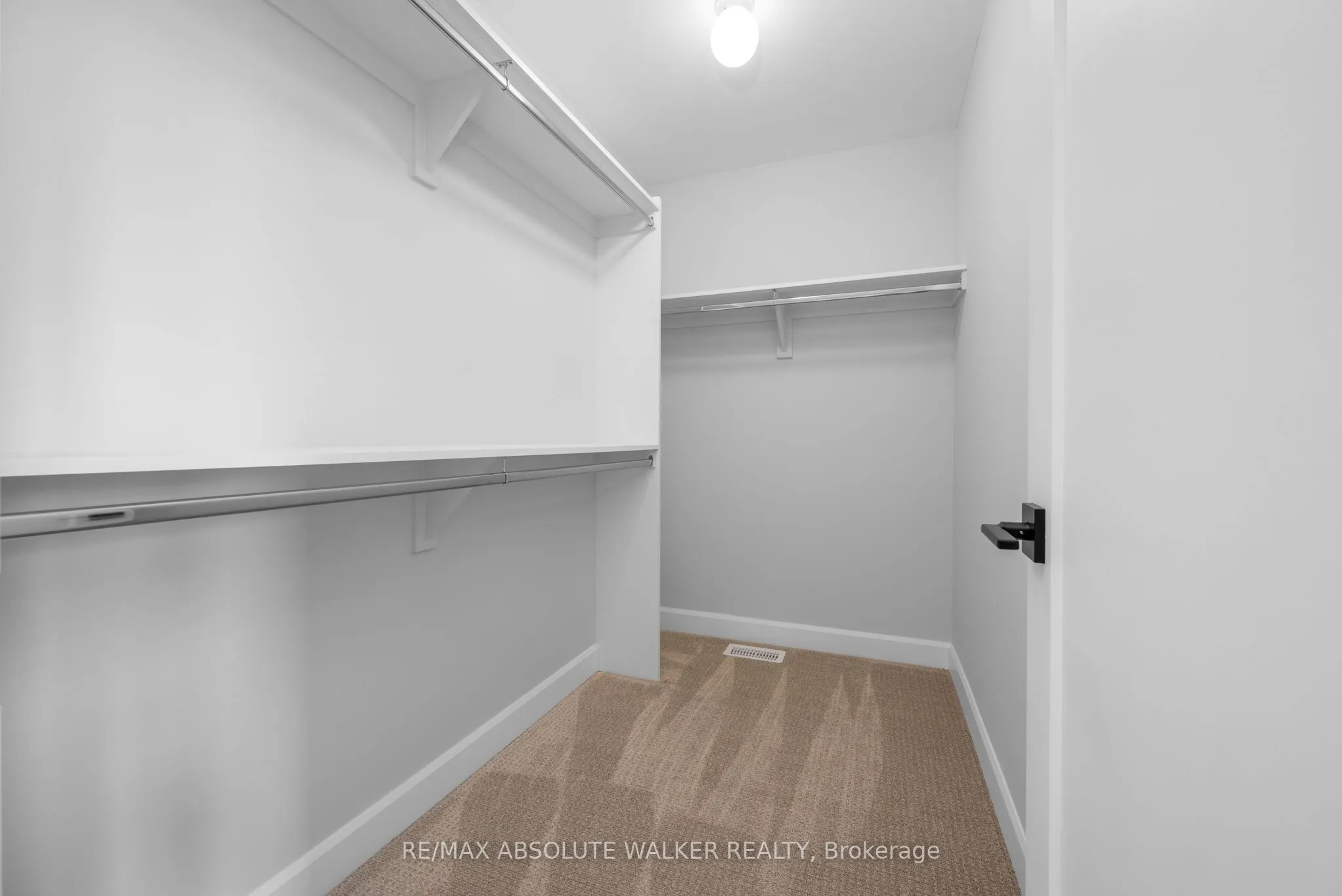 231 L'Etang Street