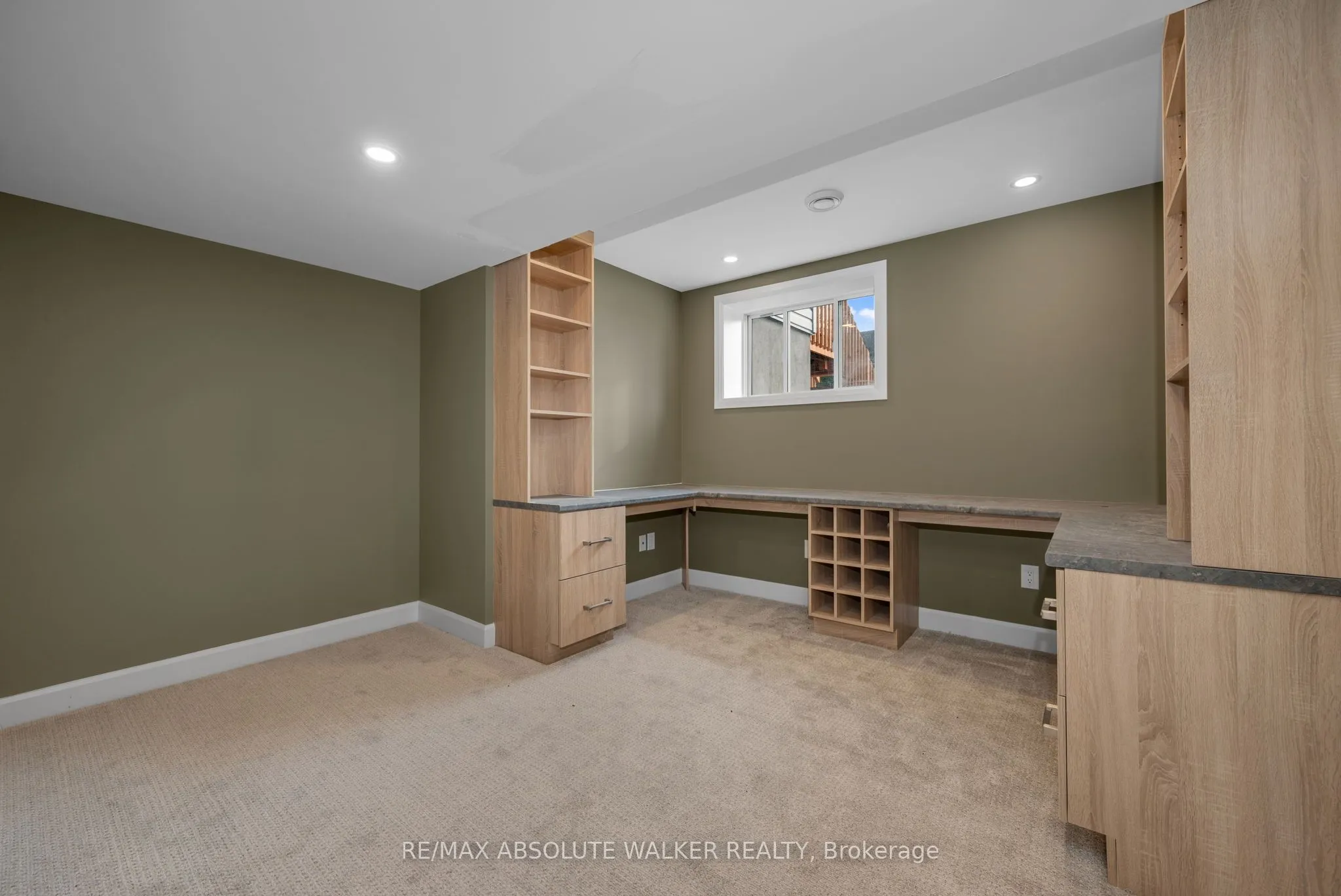 231 L'Etang Street