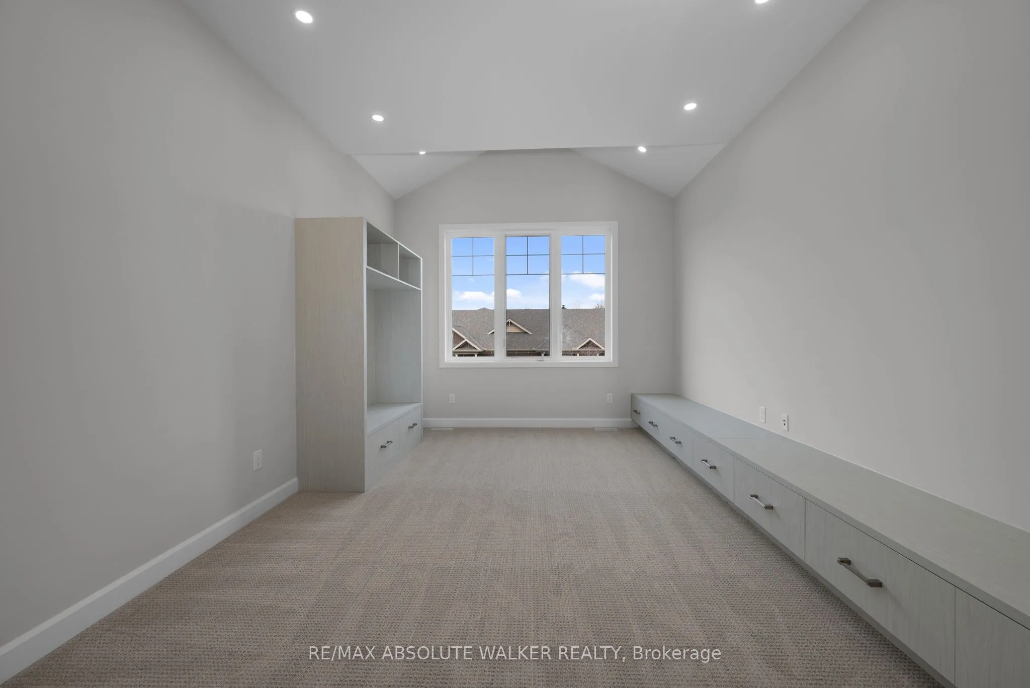 231 L'Etang Street