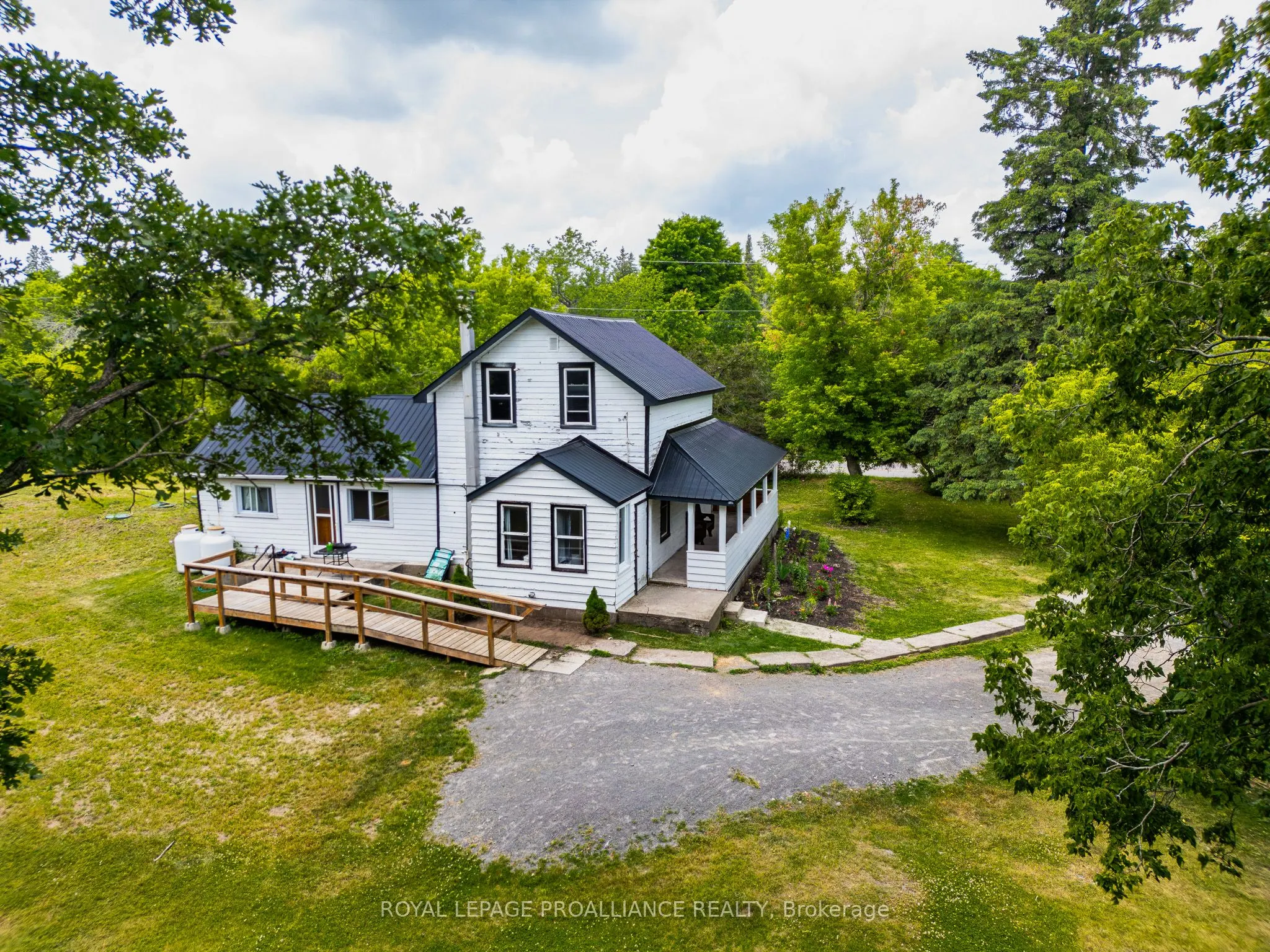 808 County Rd 12