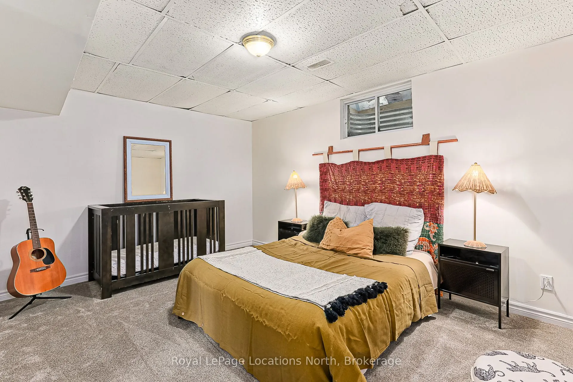 296 Lakeshore Road N