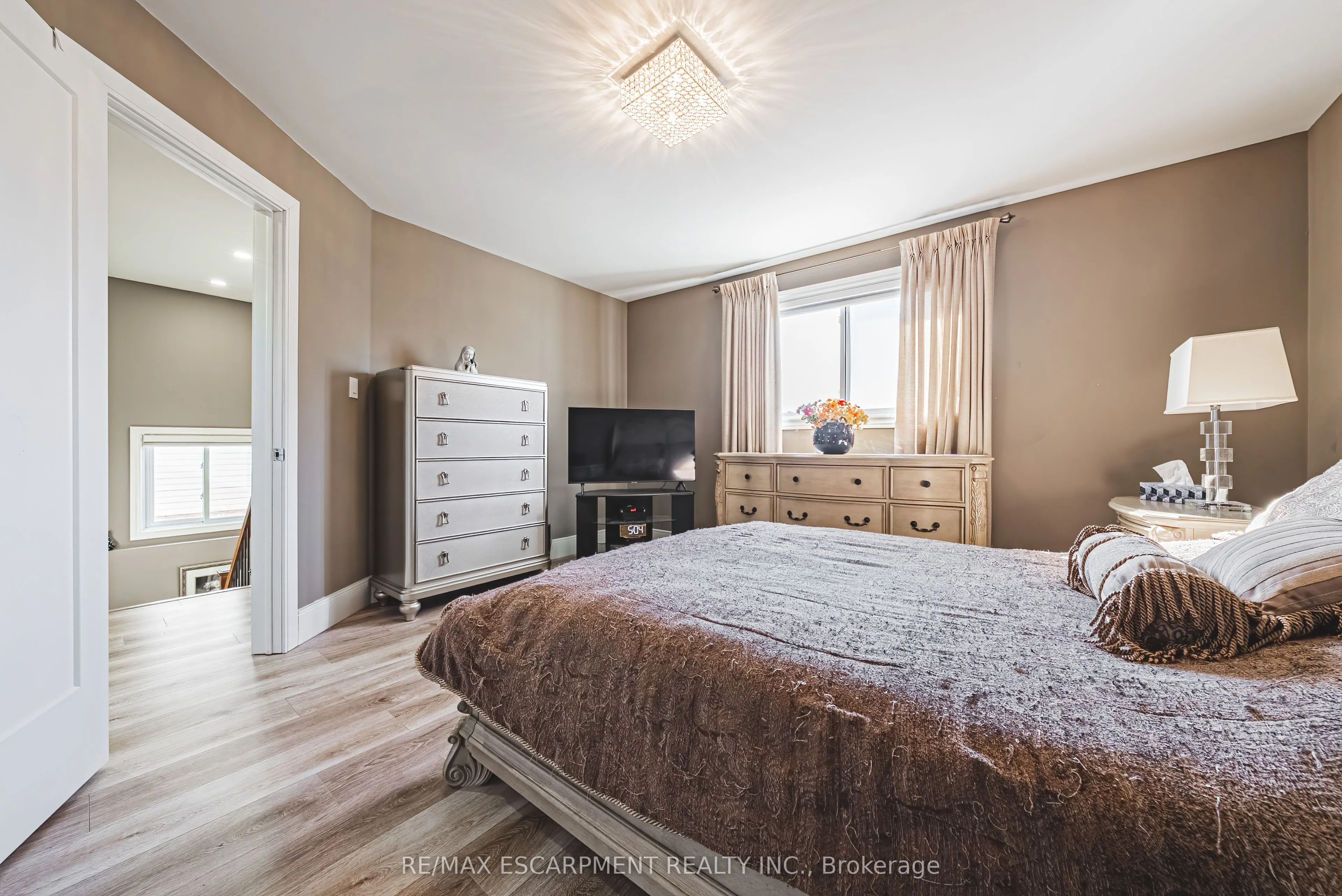 103 Broughton Avenue