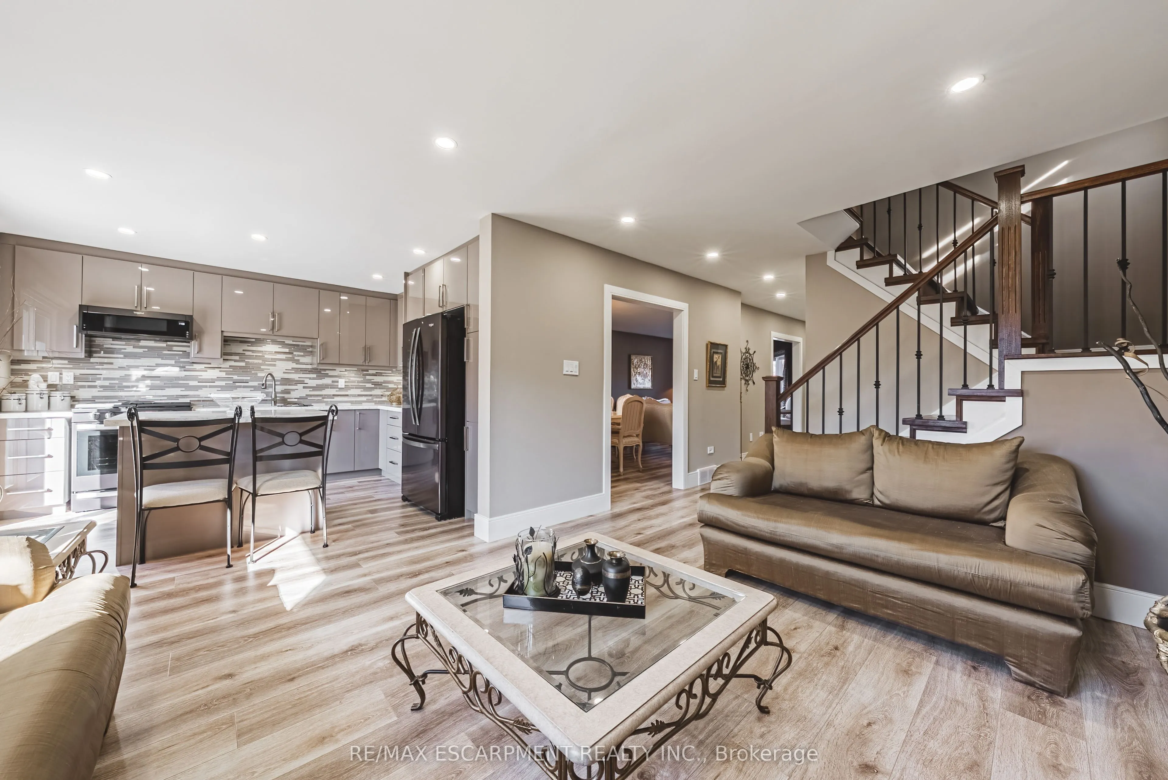 103 Broughton Avenue