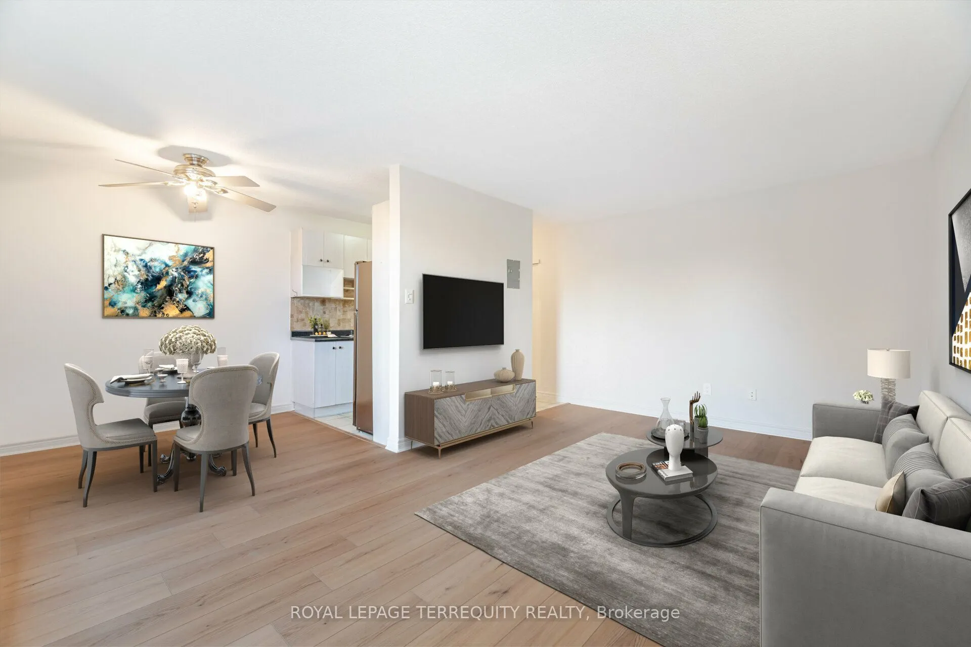 81 Charlton Avenue E, #101