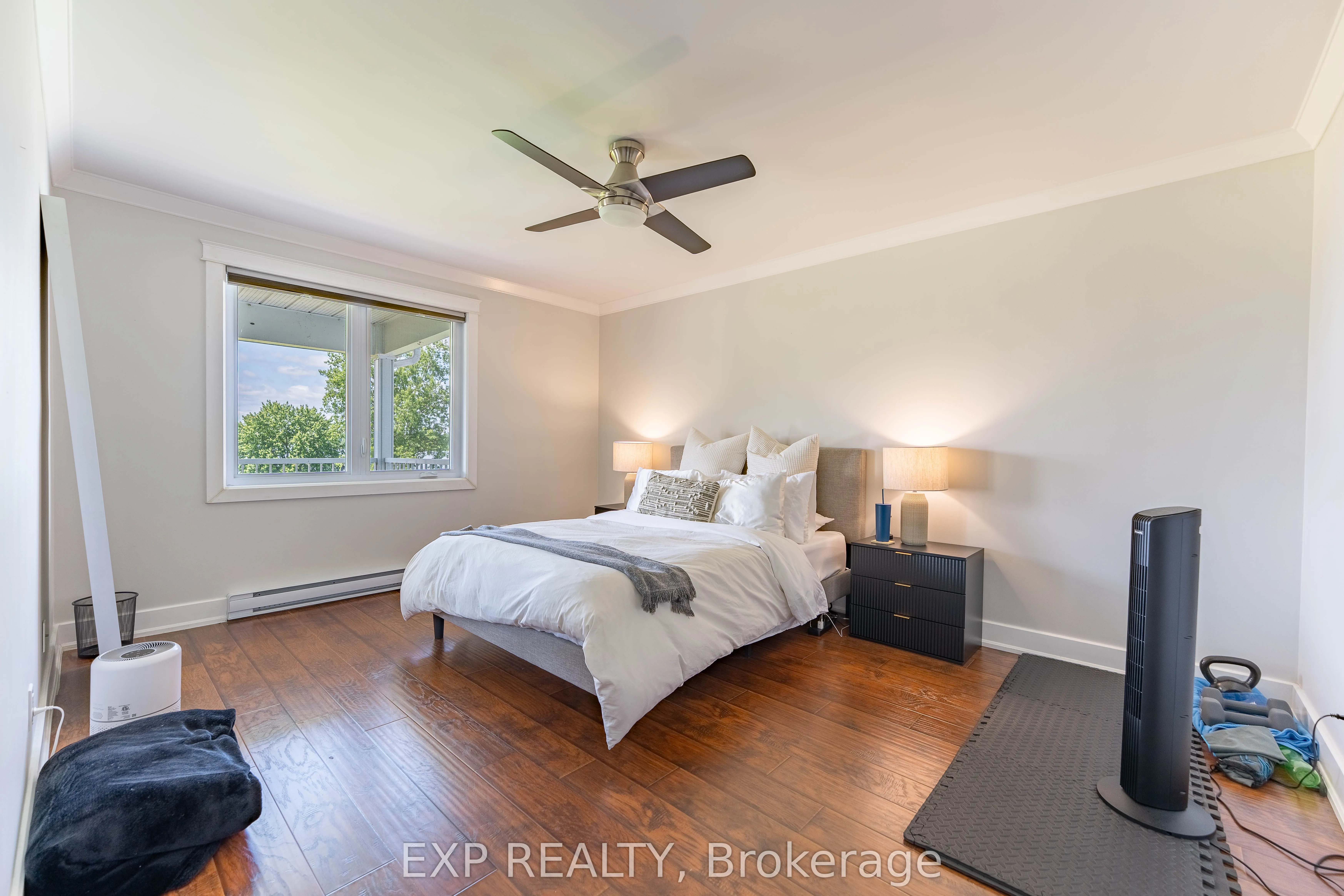 160 EDWARDS Street, #B6