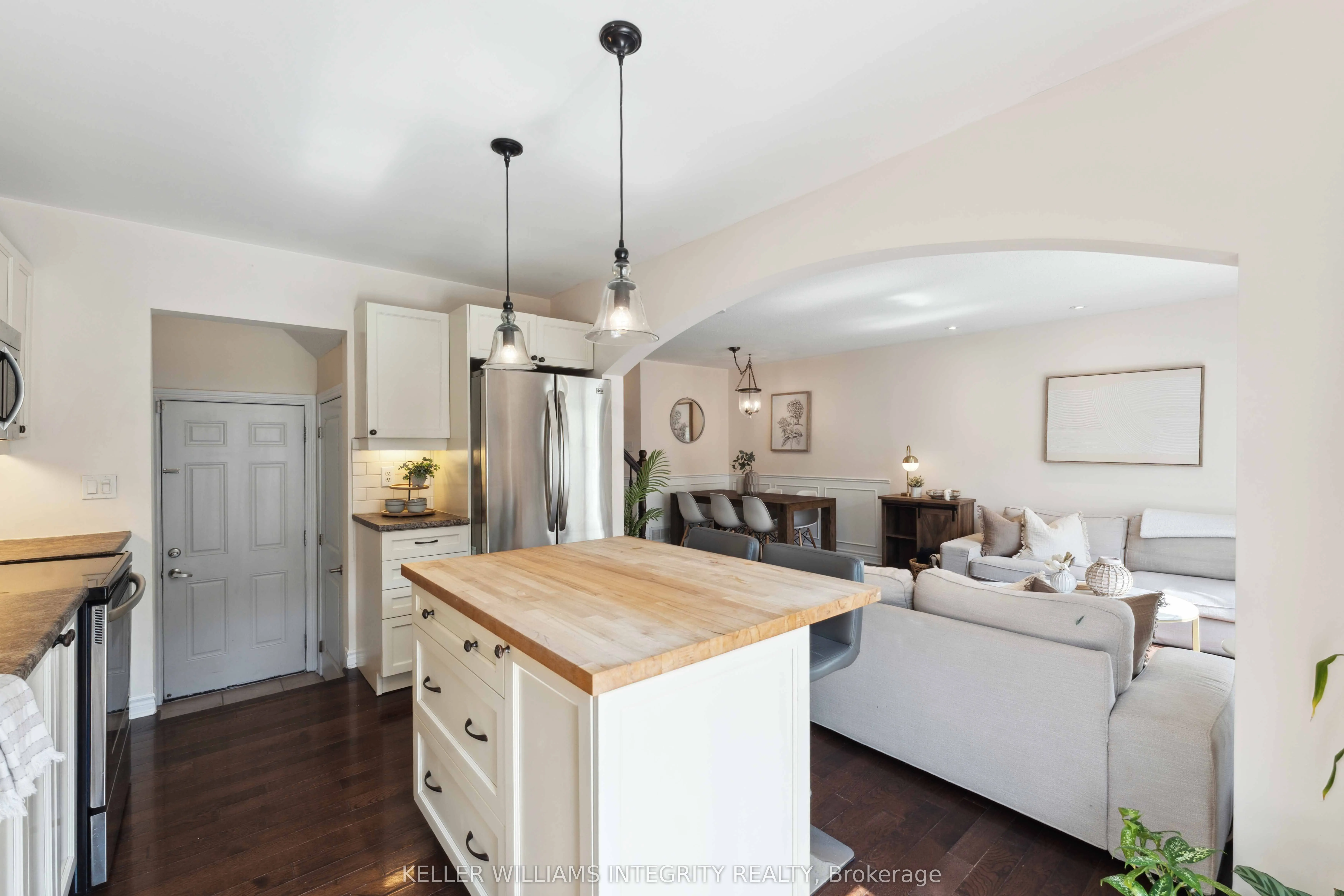 1051 Pampero Crescent