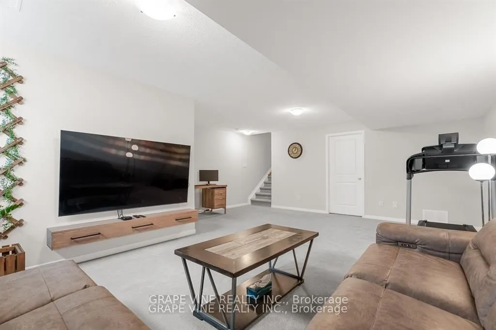 678 Taliesin Crescent