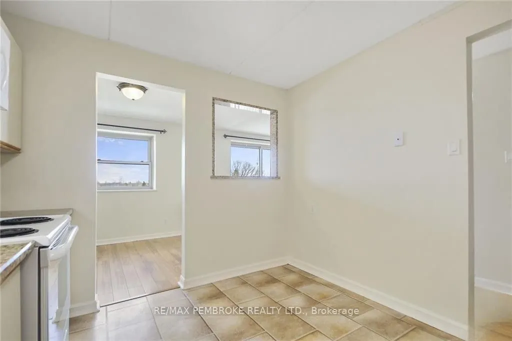 206 Woodward Street, #408