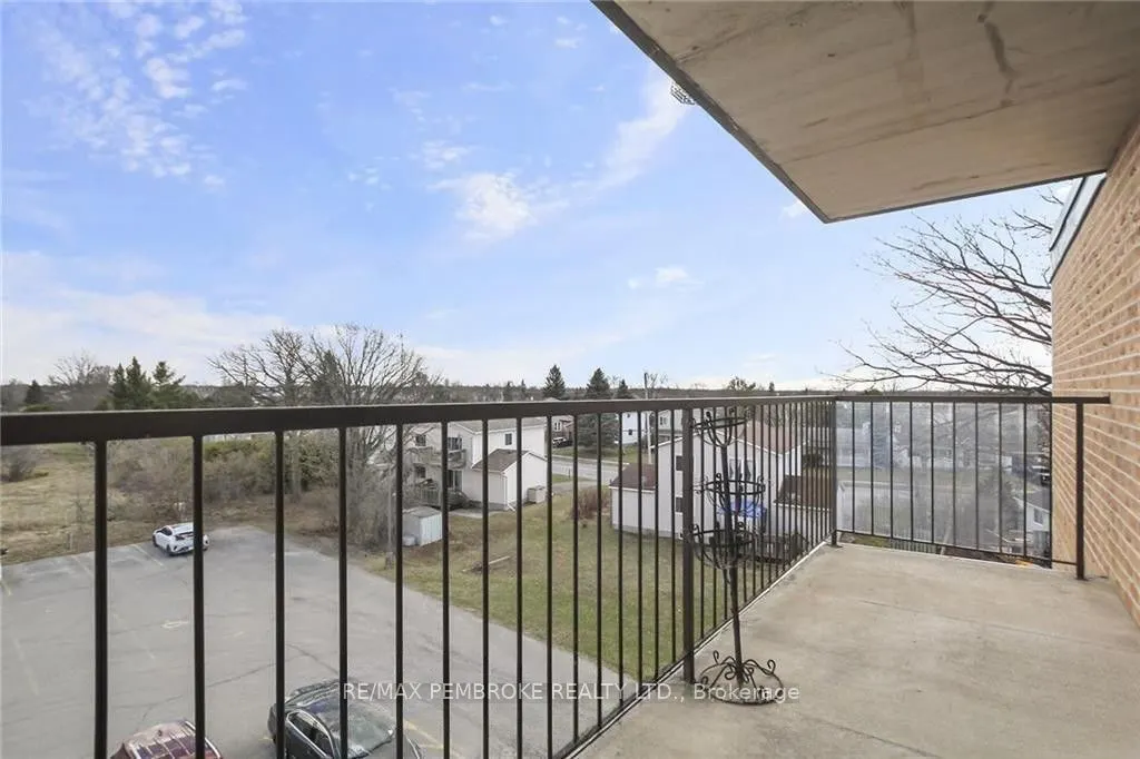 206 Woodward Street, #408