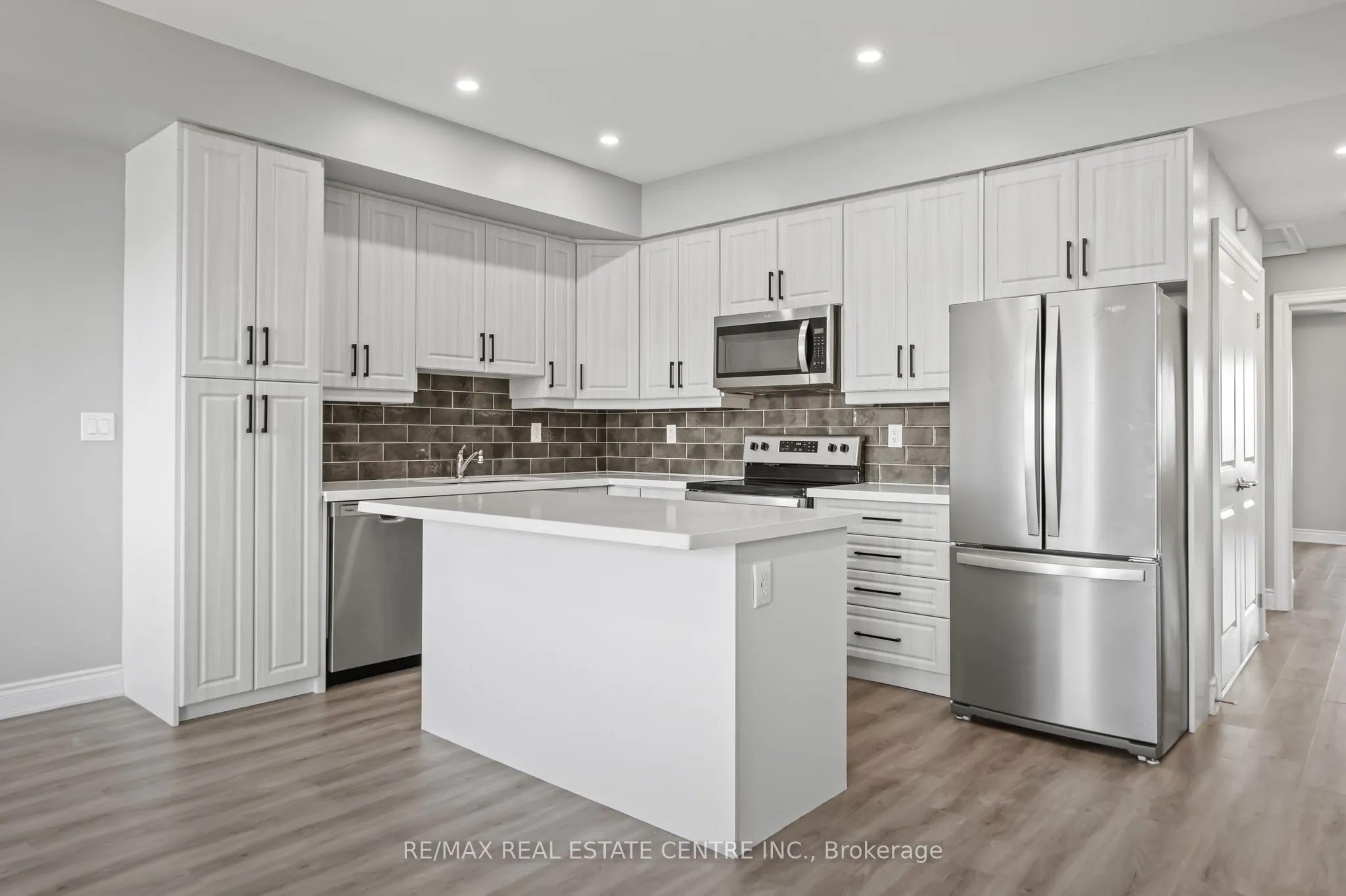 721 Franklin Boulevard, #302