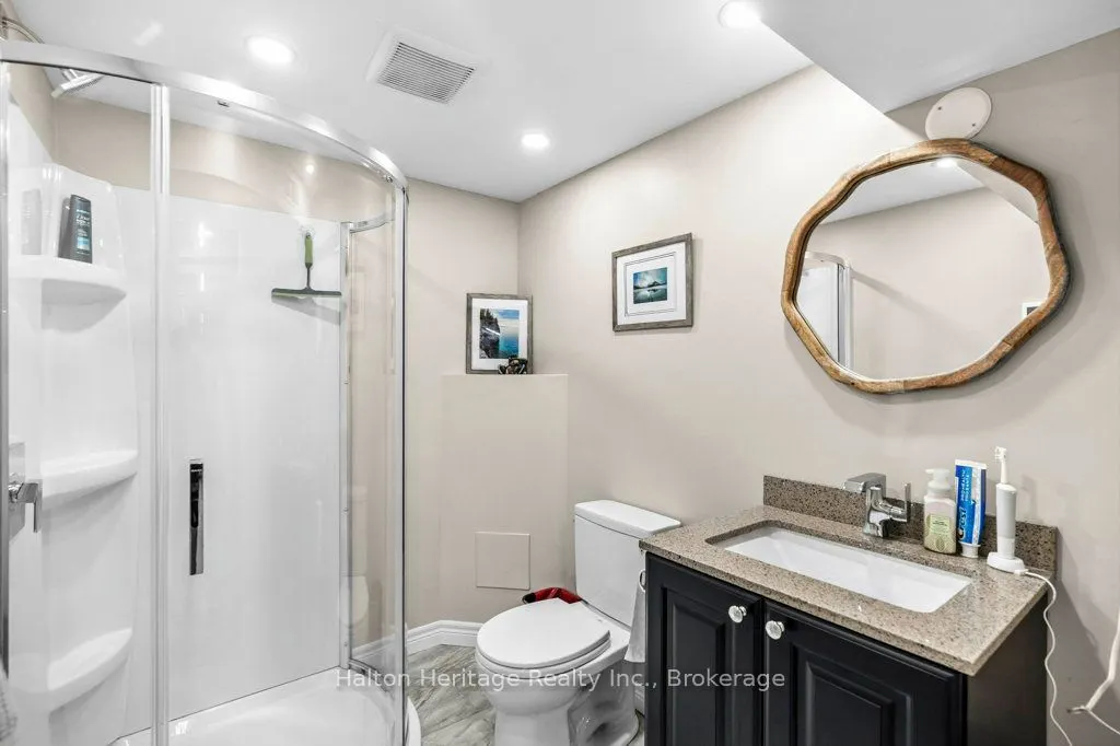 52 Parkside Avenue