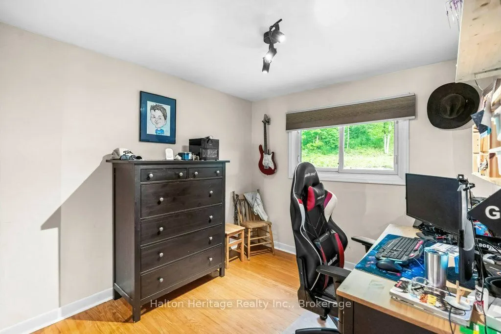 52 Parkside Avenue