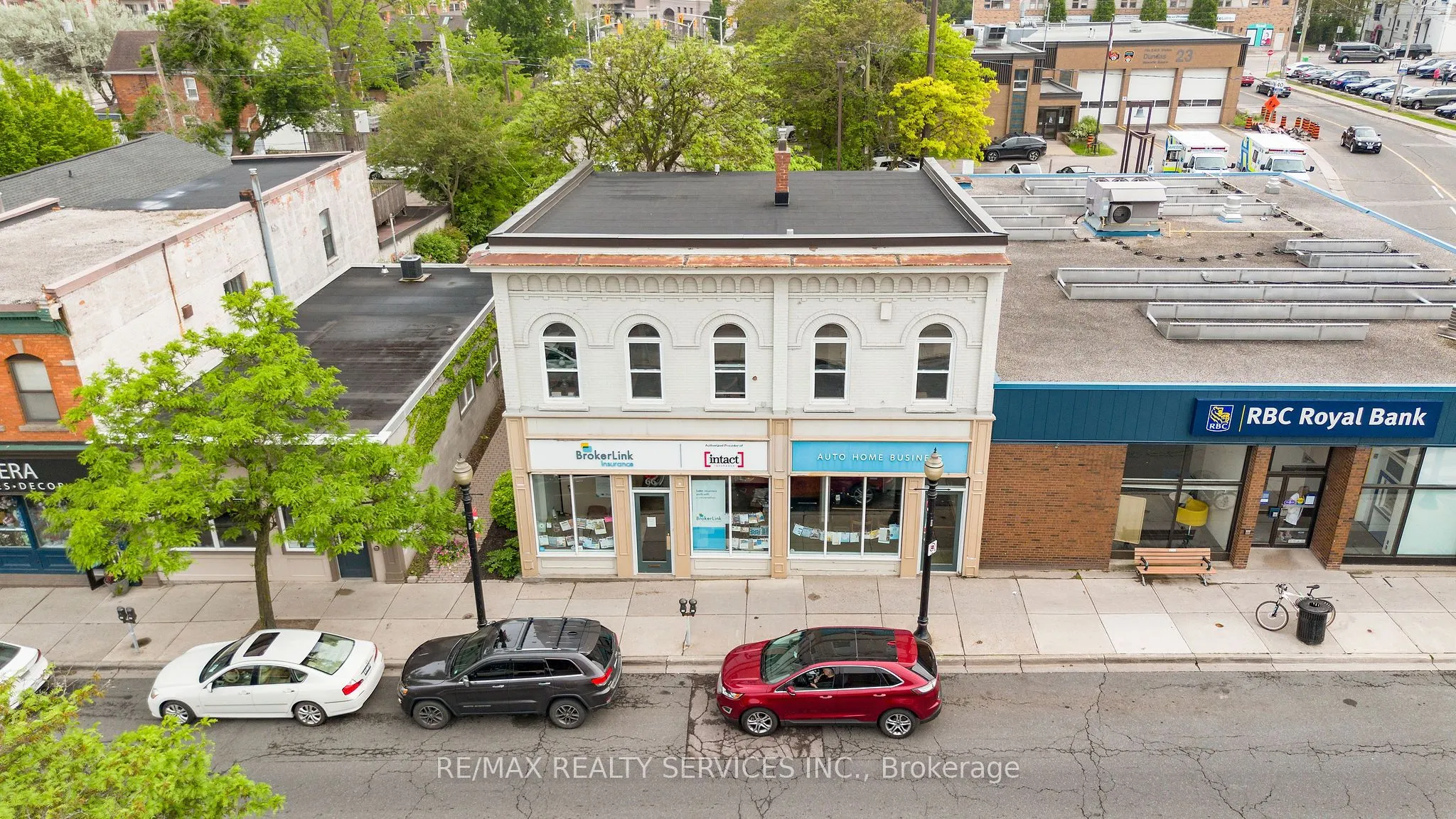 66 King Street W