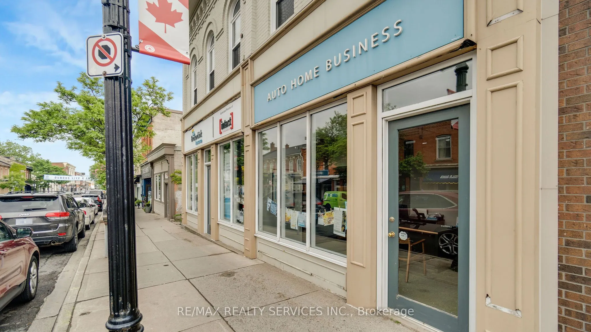 66 King Street W