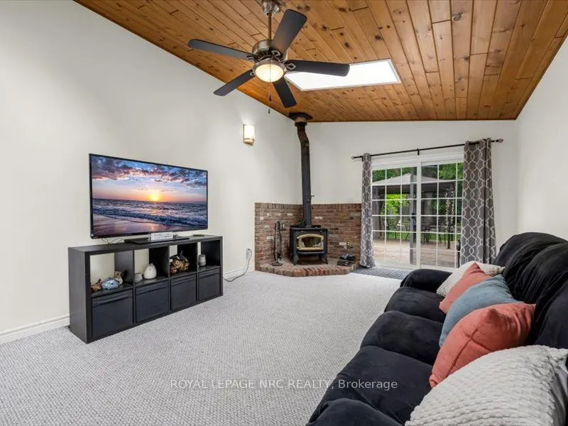 39 Meadowlark Street