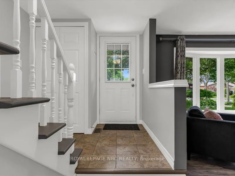 39 Meadowlark Street