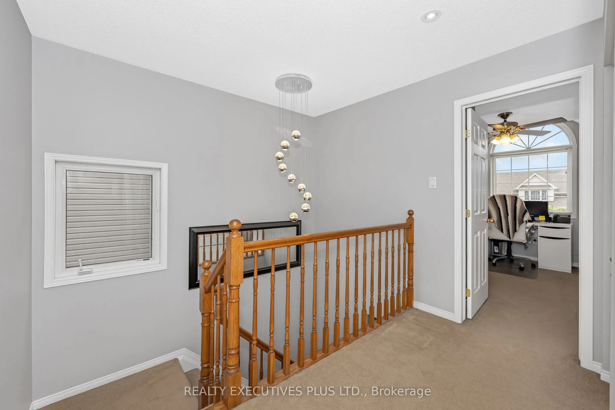 341 Jasper Crescent