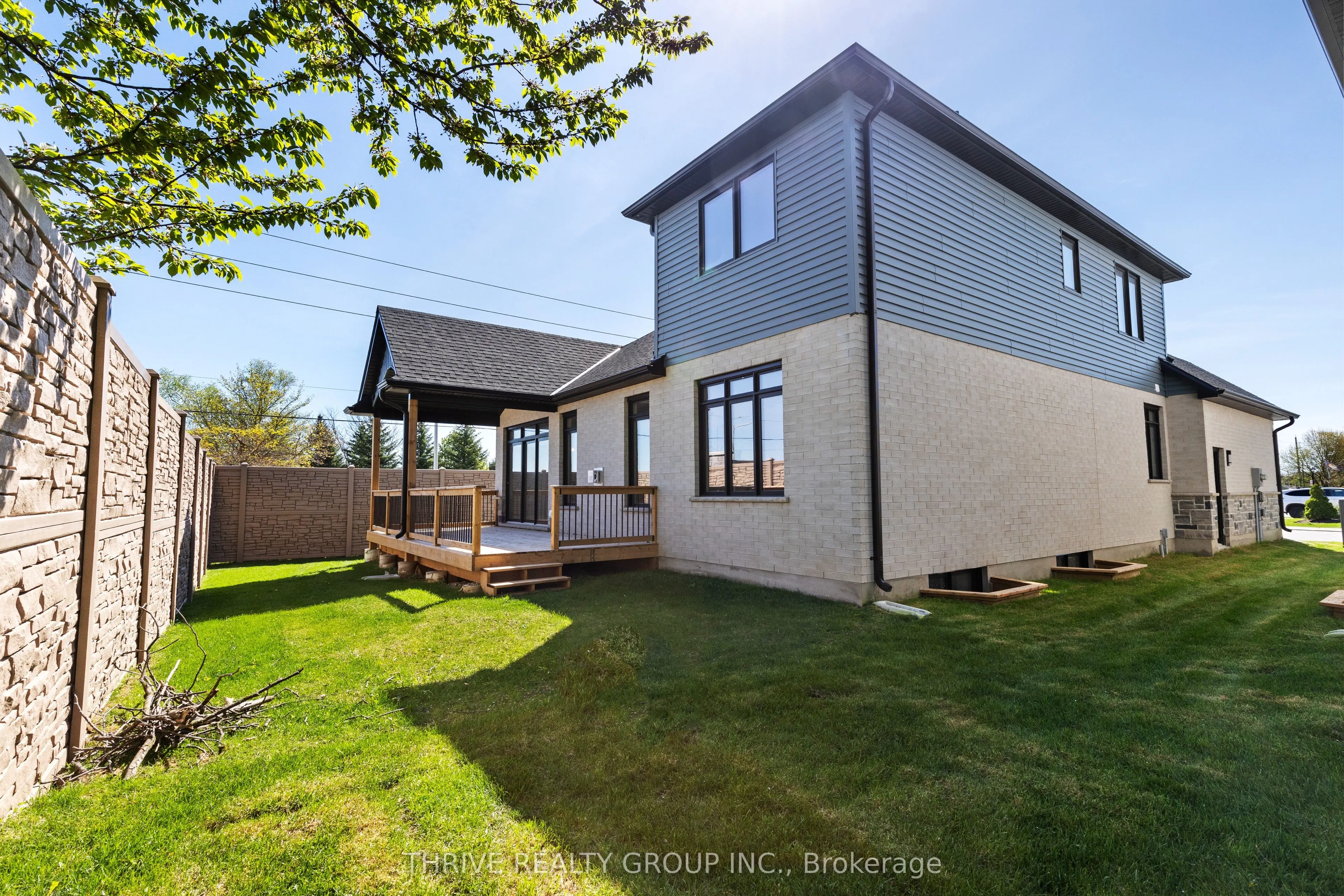 1061 Eagletrace Drive, #1