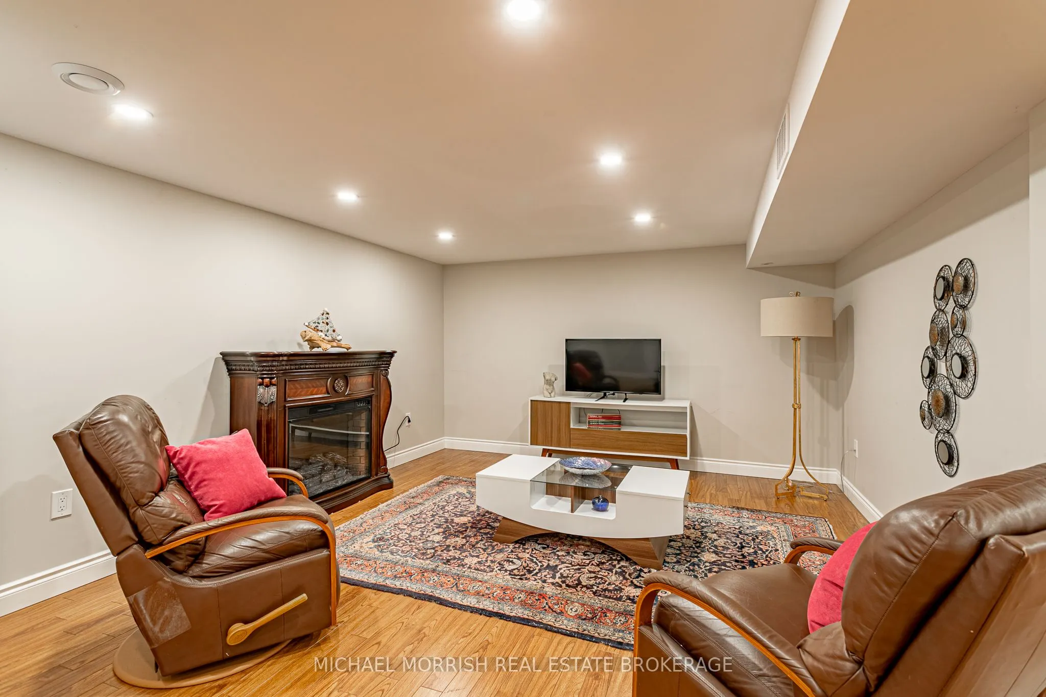 232 Mill Pond Crescent