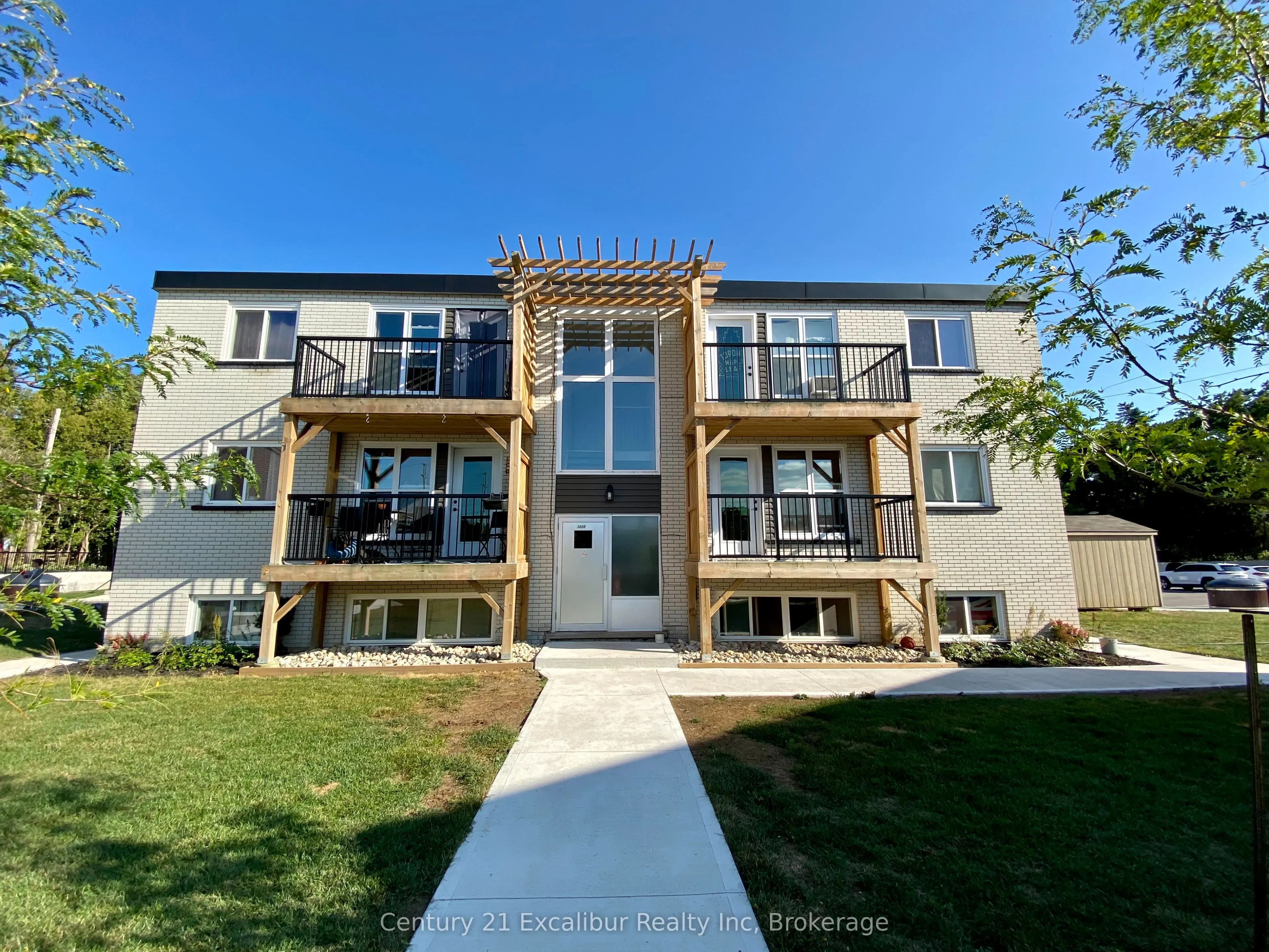 360 Queen Street E, #1