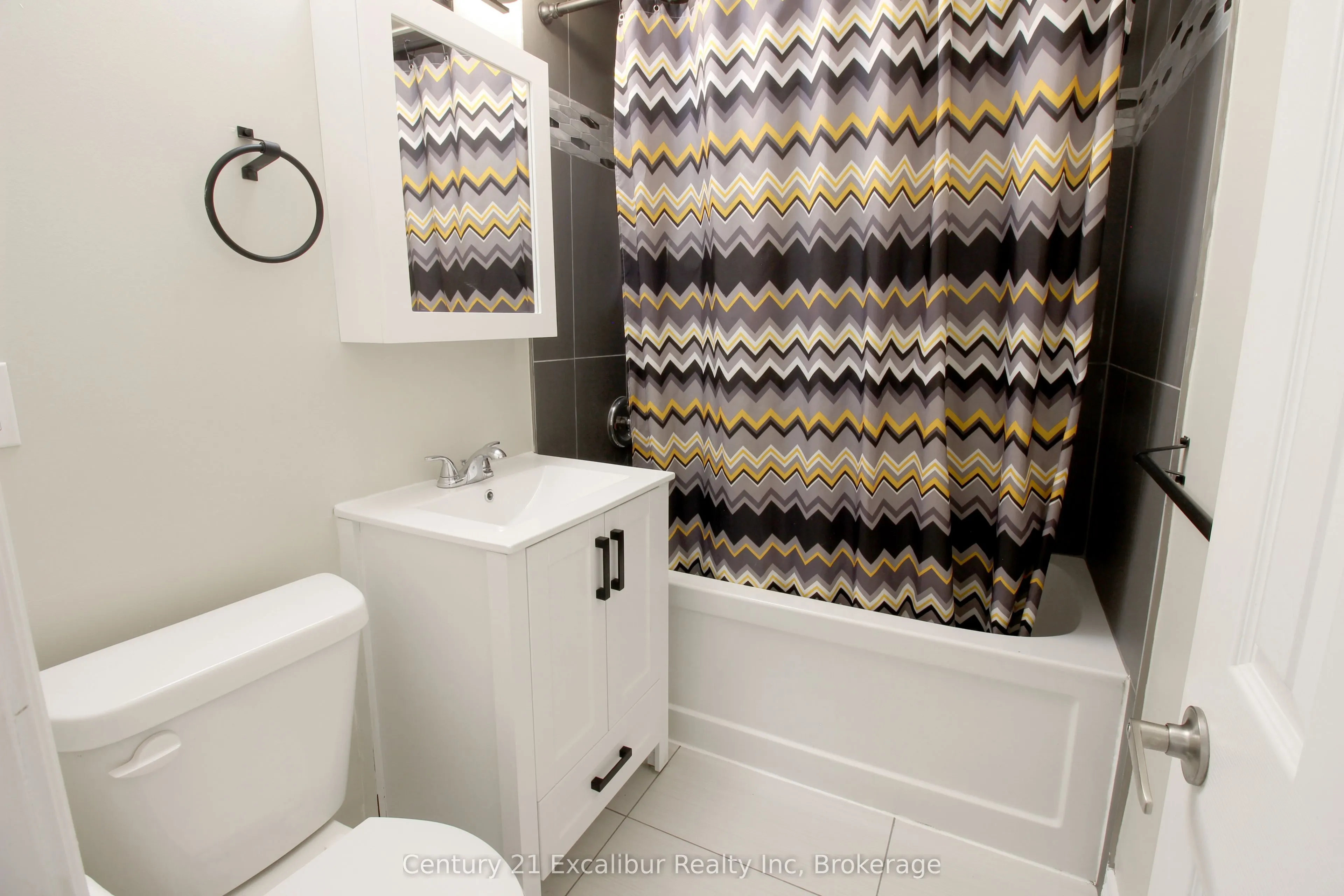 360 Queen Street E, #1