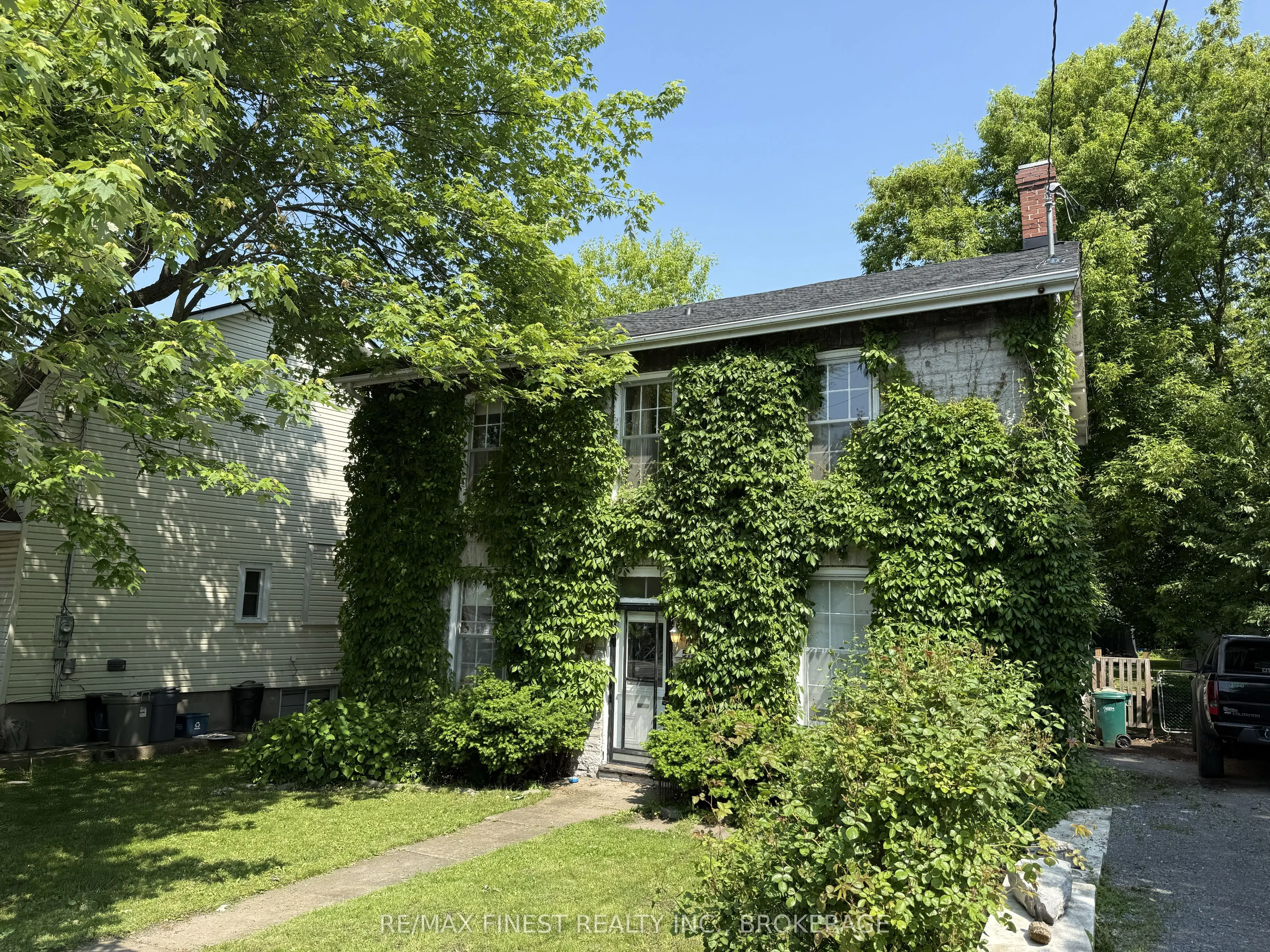 579 Union Street
