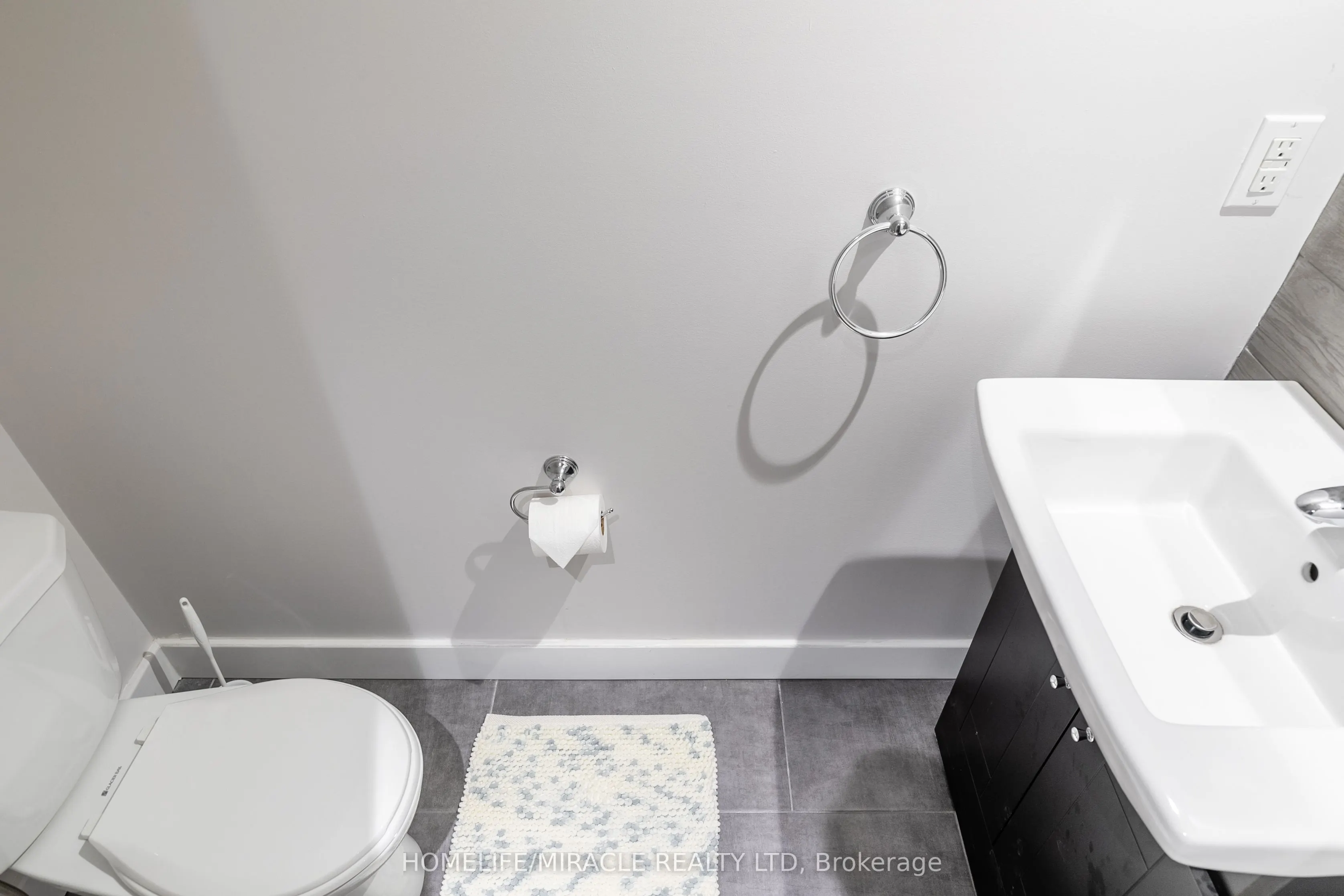 51 Palacebeach Trail