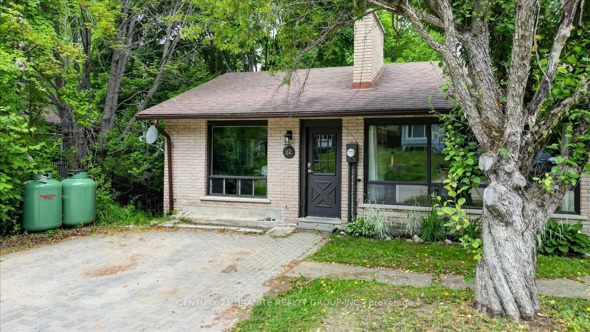22 Forest Hill Road