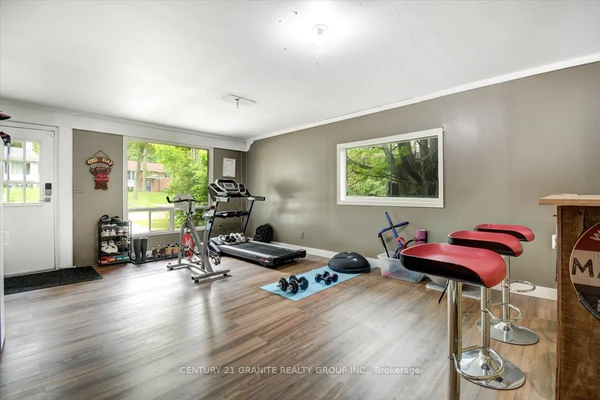 22 Forest Hill Road